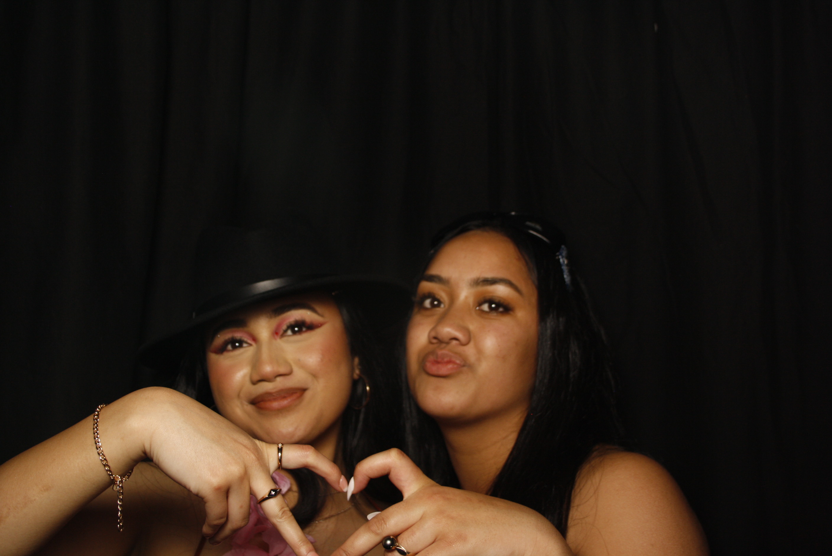 Whitby Collegiate School Ball - 2022 | View more photos from the event at wgtngallery.classicphotobooths.co.nz/u/wgtncpbgallery/Whitby-Collegiate-School-Ball-2022