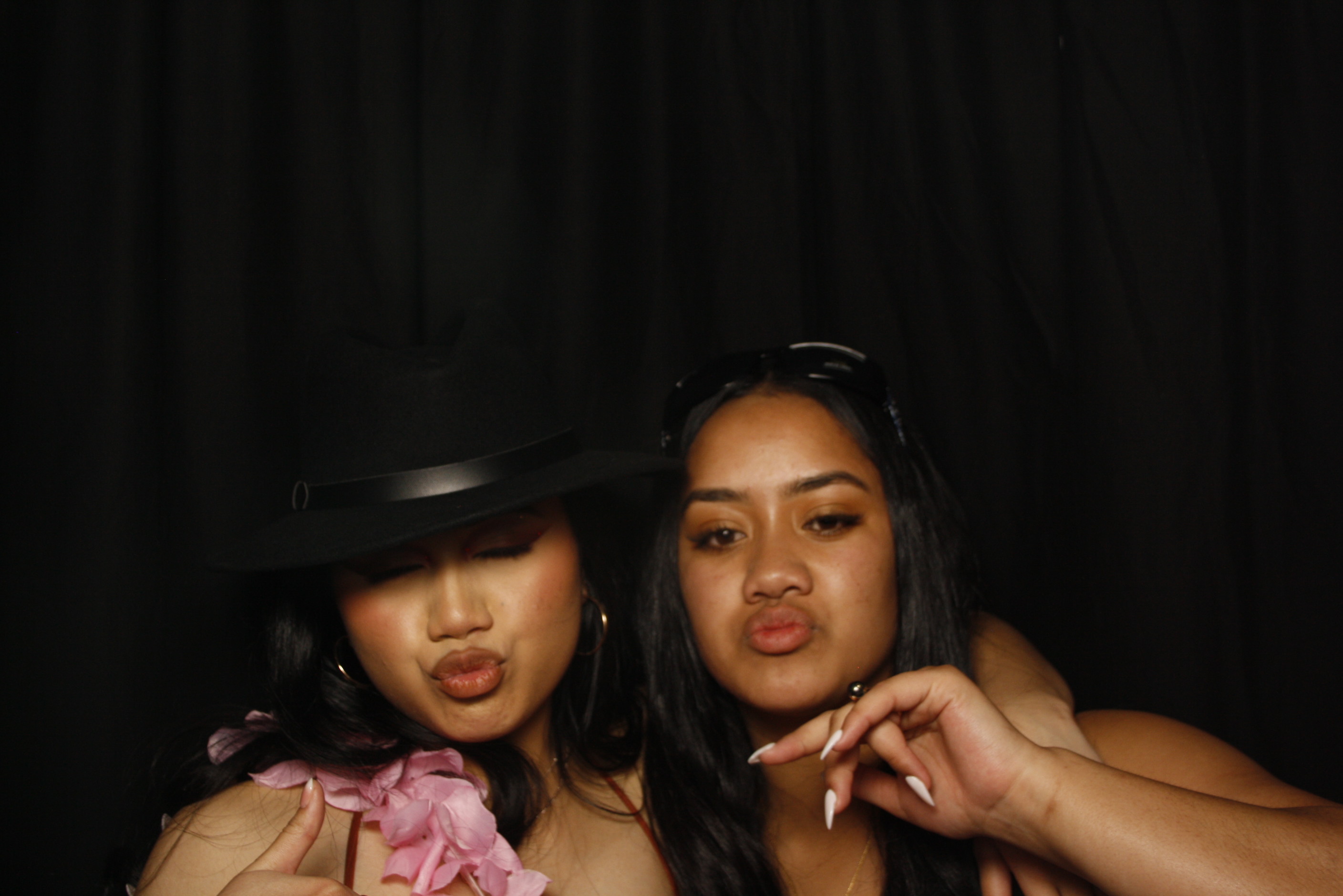 Whitby Collegiate School Ball - 2022 | View more photos from the event at wgtngallery.classicphotobooths.co.nz/u/wgtncpbgallery/Whitby-Collegiate-School-Ball-2022