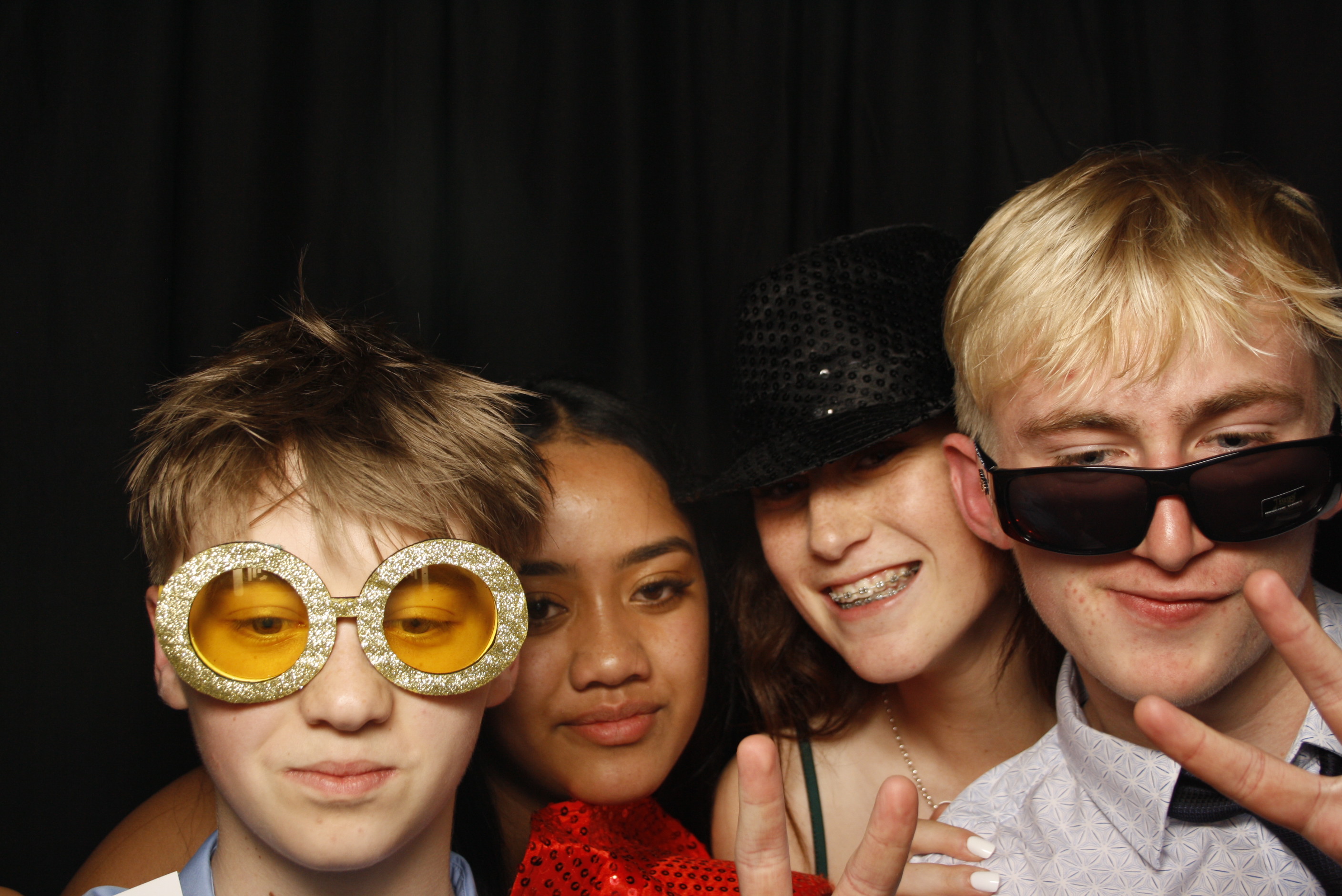 Whitby Collegiate School Ball - 2022 | View more photos from the event at wgtngallery.classicphotobooths.co.nz/u/wgtncpbgallery/Whitby-Collegiate-School-Ball-2022