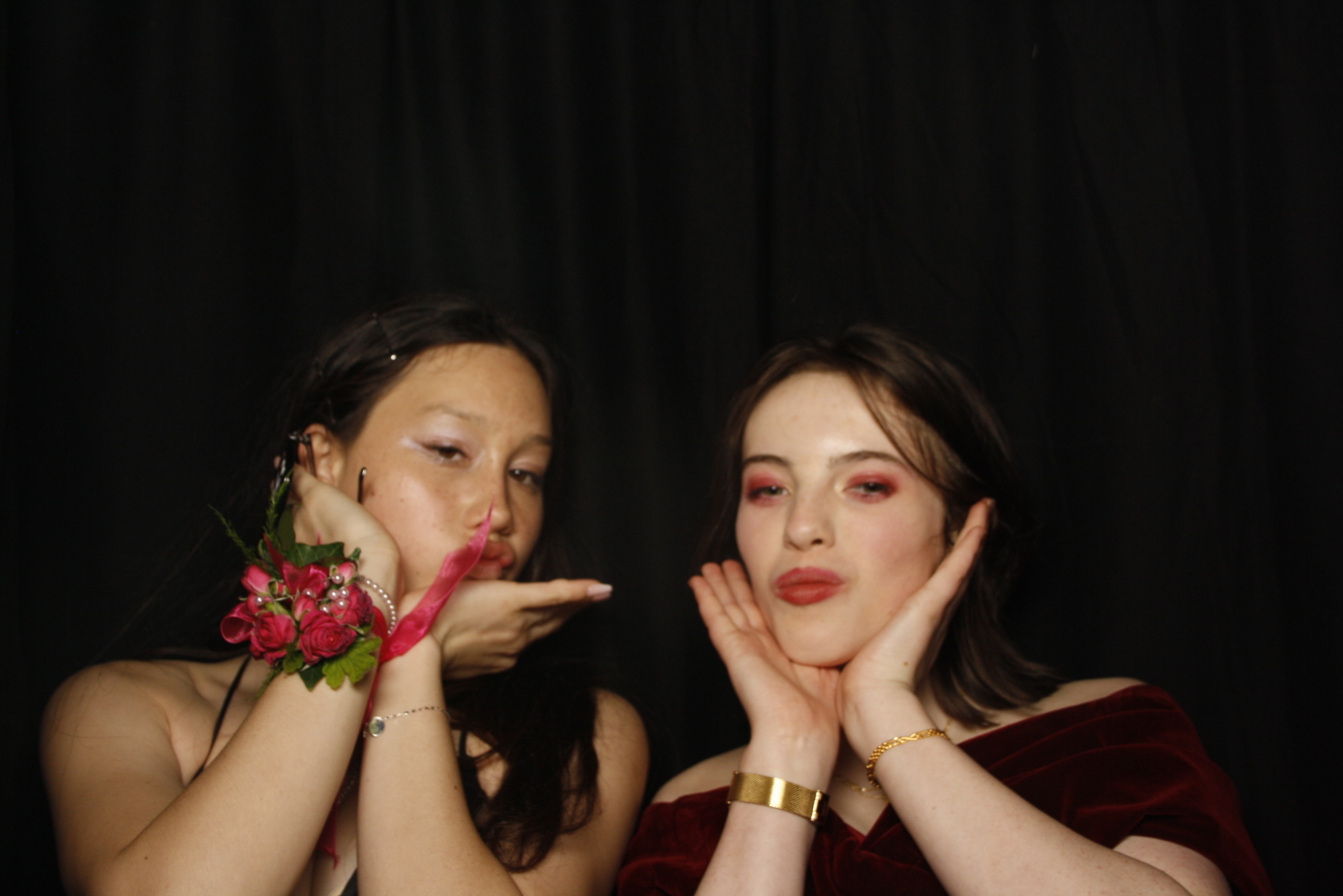 Whitby Collegiate School Ball - 2022 | View more photos from the event at wgtngallery.classicphotobooths.co.nz/u/wgtncpbgallery/Whitby-Collegiate-School-Ball-2022