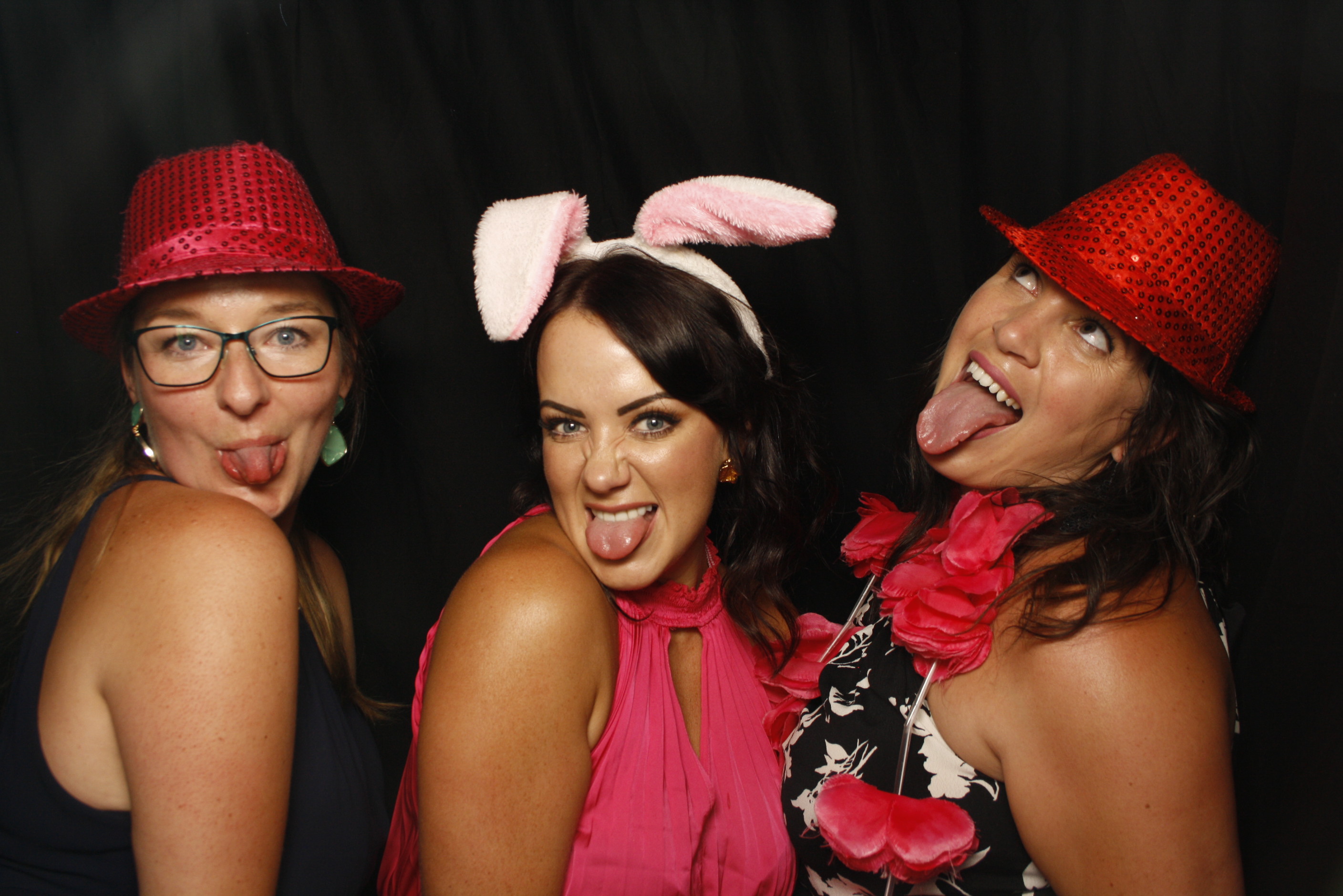 Amanda & Jonny's Wedding | View more photos from the event at wgtngallery.classicphotobooths.co.nz/u/wgtncpbgallery/Amanda-Jonnys-Wedding