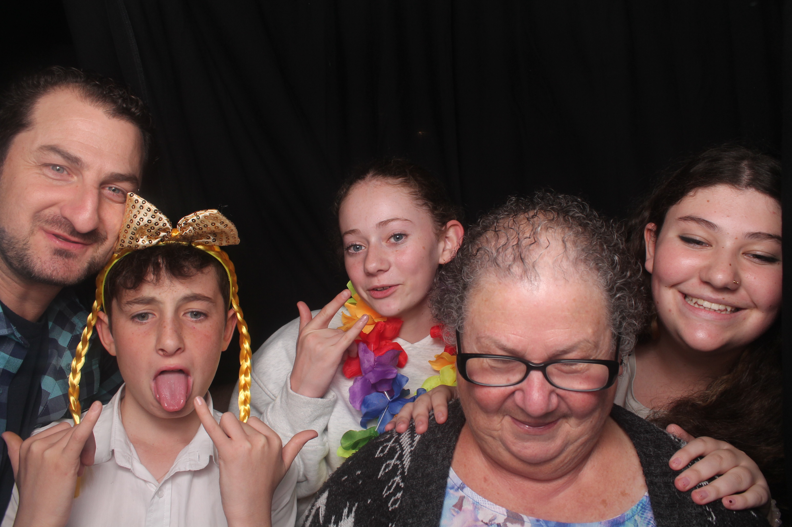 Bar/Bat Mitzvah -Kids Party (Part 2) | View more photos from the event at wgtngallery.classicphotobooths.co.nz/u/wgtncpbgallery/BarBat-Mitzvah-Kids-Party-Part-2