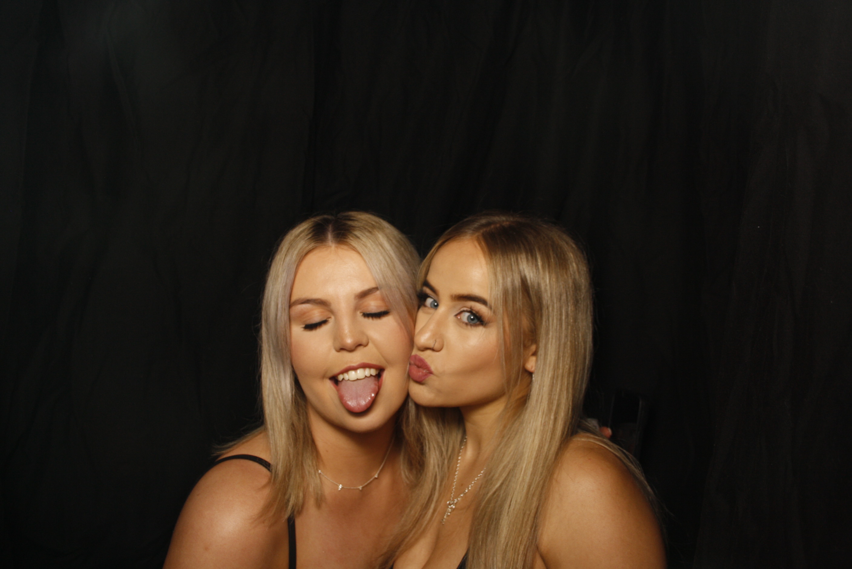 Catherine & Macca's 21st! | View more photos from the event at wgtngallery.classicphotobooths.co.nz/u/wgtncpbgallery/Catherine-Maccas-21st