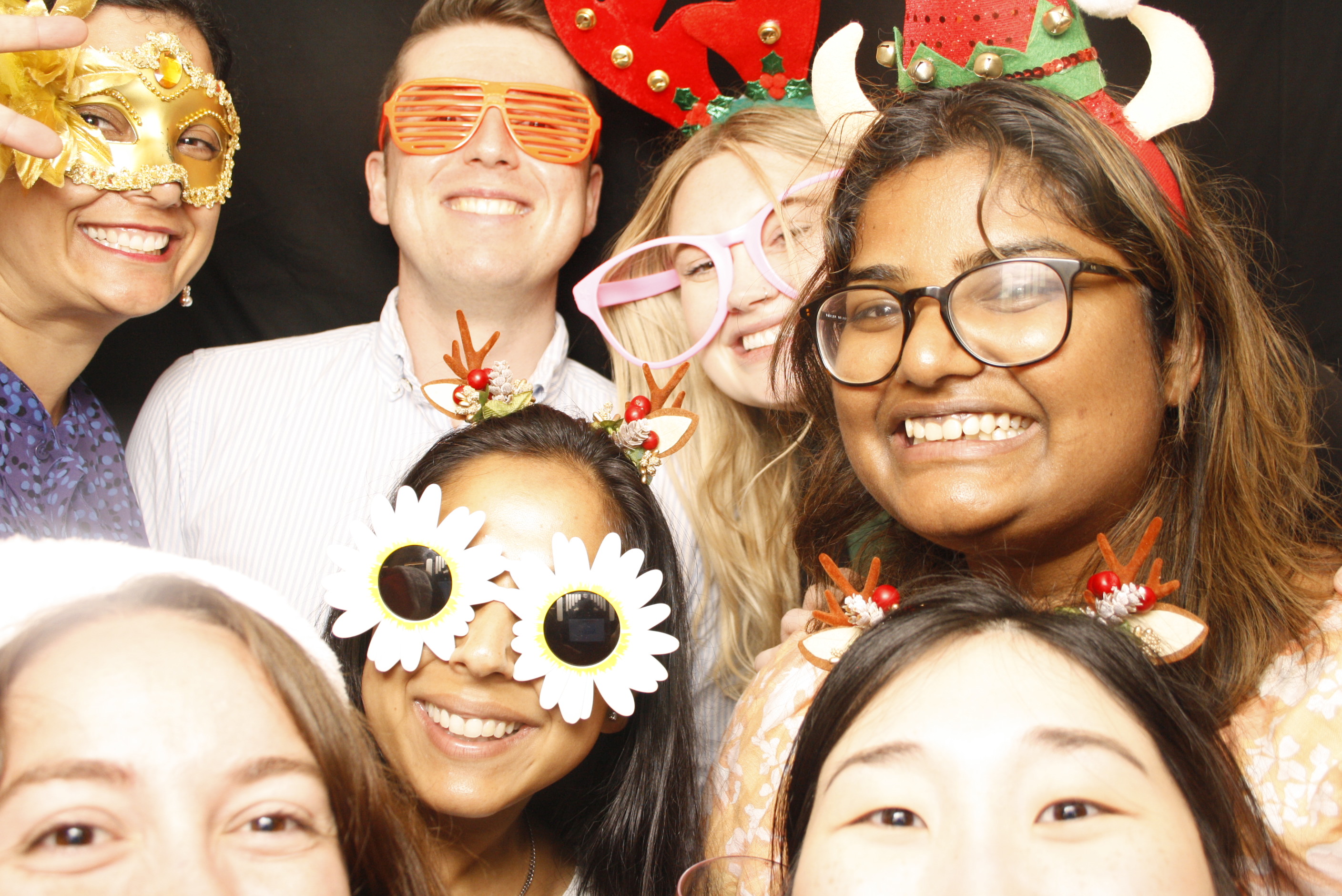 HQ NZDF Christmas Party 2022 | View more photos from the event at wgtngallery.classicphotobooths.co.nz/u/wgtncpbgallery/HQ-NZDF-Christmas-Party-2022