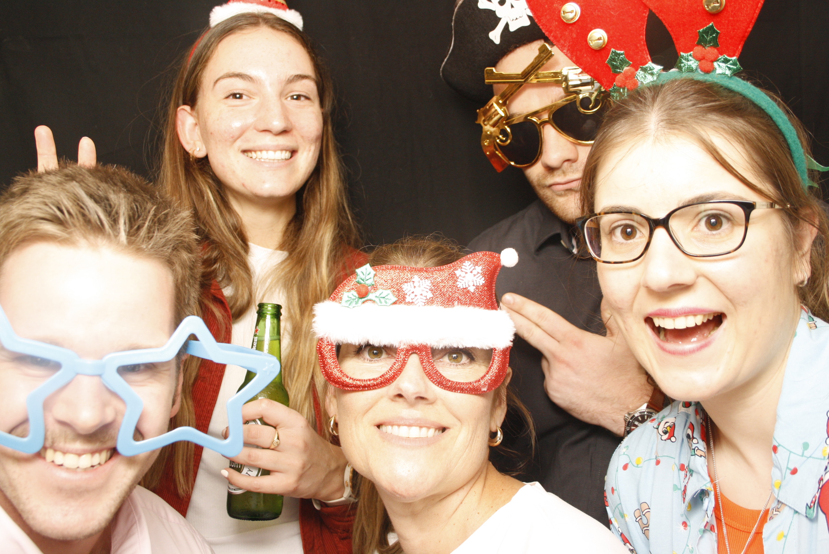 HQ NZDF Christmas Party 2022 | View more photos from the event at wgtngallery.classicphotobooths.co.nz/u/wgtncpbgallery/HQ-NZDF-Christmas-Party-2022