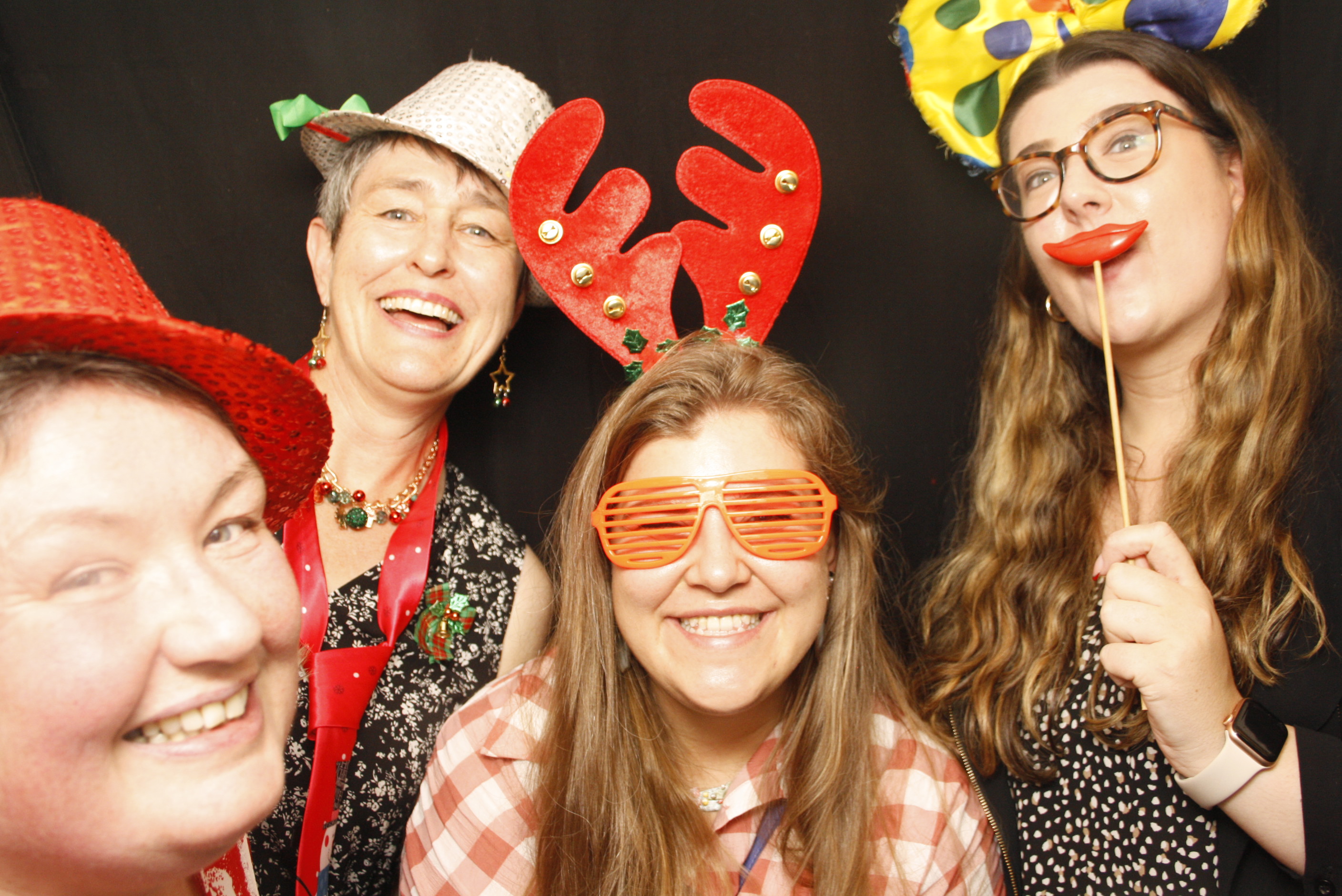 HQ NZDF Christmas Party 2022 | View more photos from the event at wgtngallery.classicphotobooths.co.nz/u/wgtncpbgallery/HQ-NZDF-Christmas-Party-2022