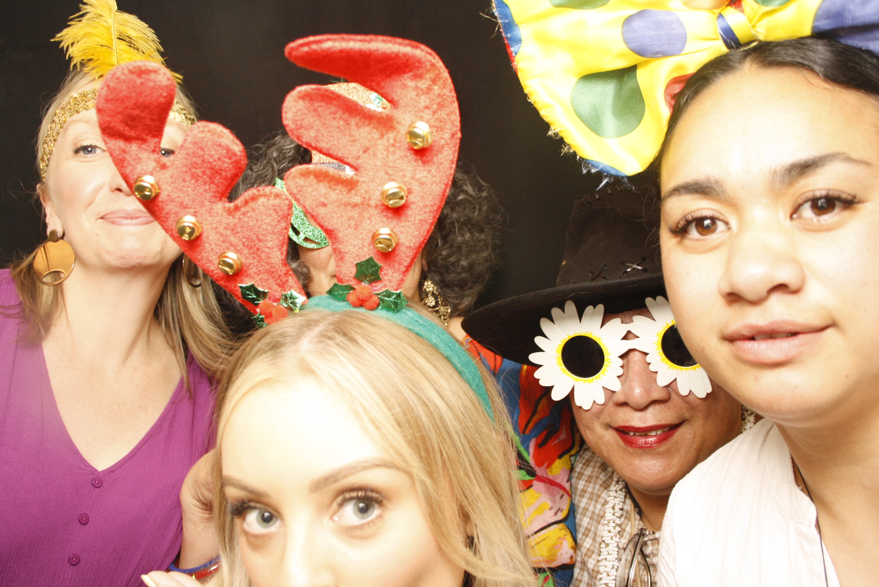 HQ NZDF Christmas Party 2022 | View more photos from the event at wgtngallery.classicphotobooths.co.nz/u/wgtncpbgallery/HQ-NZDF-Christmas-Party-2022