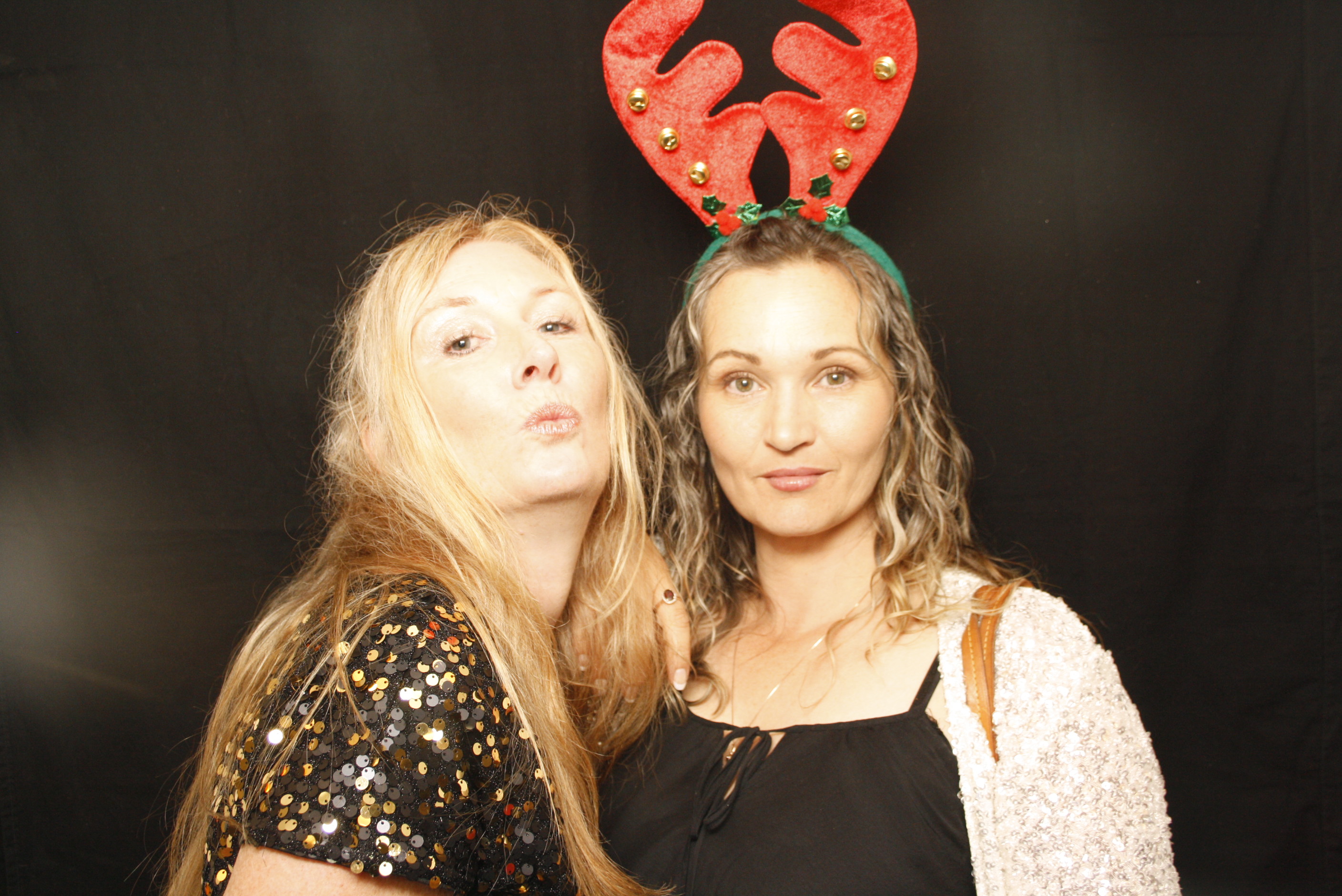 HQ NZDF Christmas Party 2022 | View more photos from the event at wgtngallery.classicphotobooths.co.nz/u/wgtncpbgallery/HQ-NZDF-Christmas-Party-2022