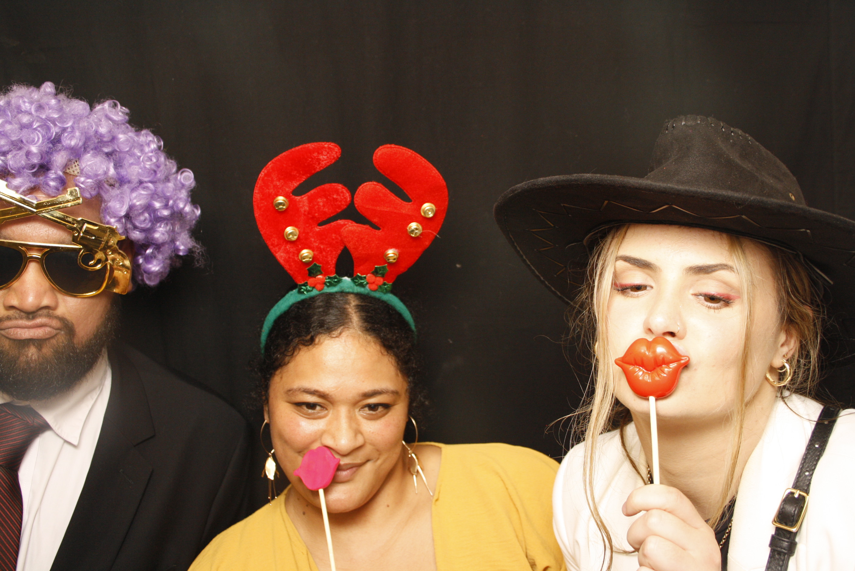 HQ NZDF Christmas Party 2022 | View more photos from the event at wgtngallery.classicphotobooths.co.nz/u/wgtncpbgallery/HQ-NZDF-Christmas-Party-2022
