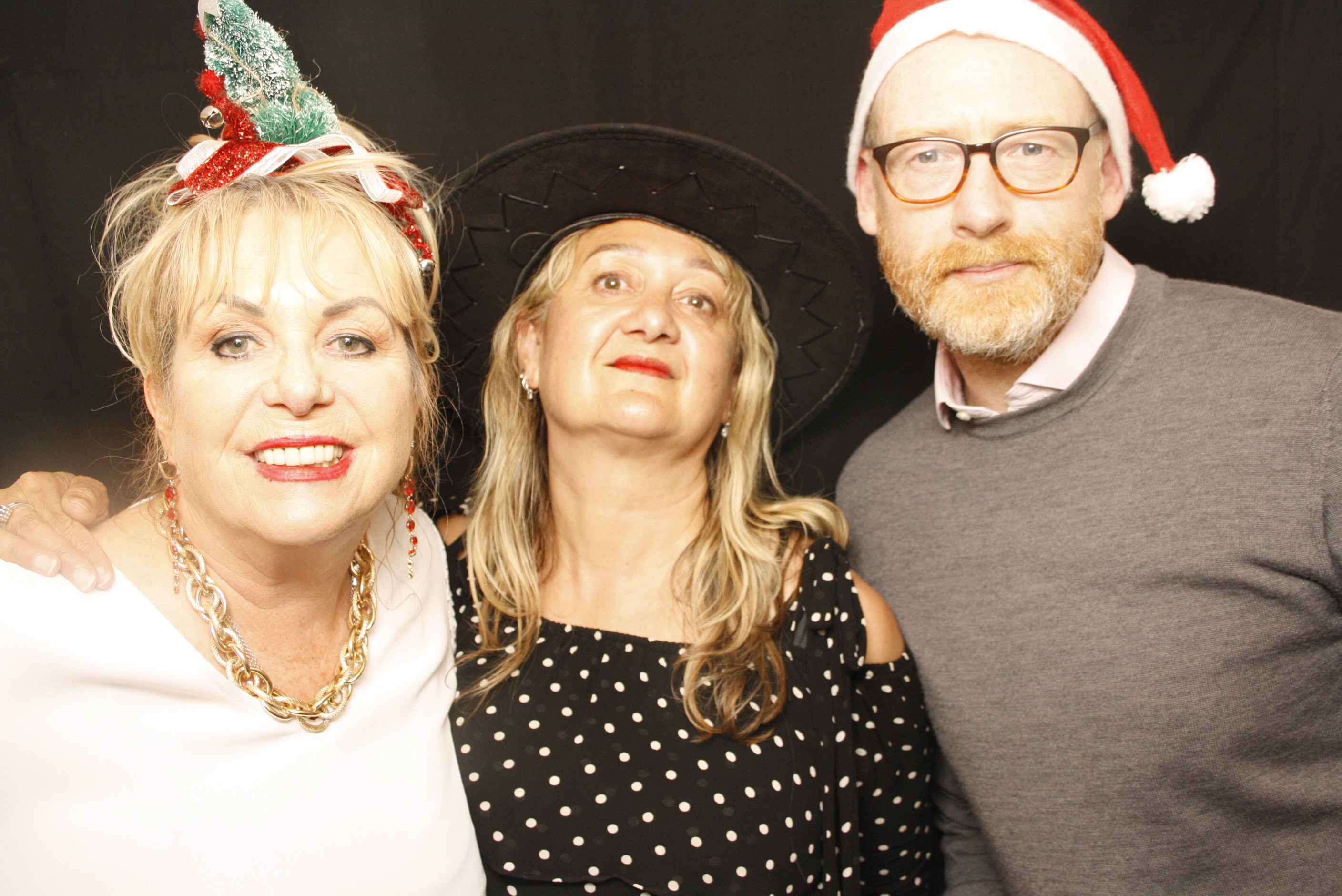 HQ NZDF Christmas Party 2022 | View more photos from the event at wgtngallery.classicphotobooths.co.nz/u/wgtncpbgallery/HQ-NZDF-Christmas-Party-2022