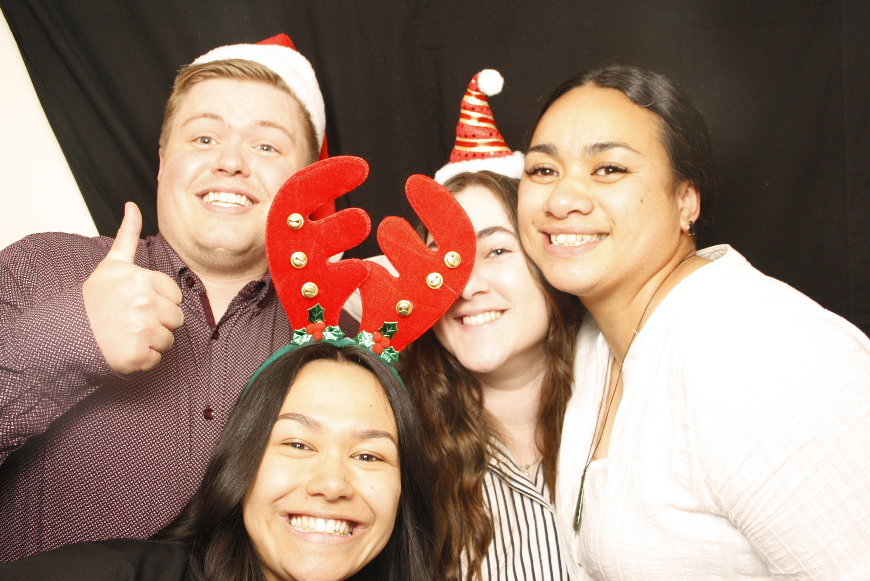 HQ NZDF Christmas Party 2022 | View more photos from the event at wgtngallery.classicphotobooths.co.nz/u/wgtncpbgallery/HQ-NZDF-Christmas-Party-2022