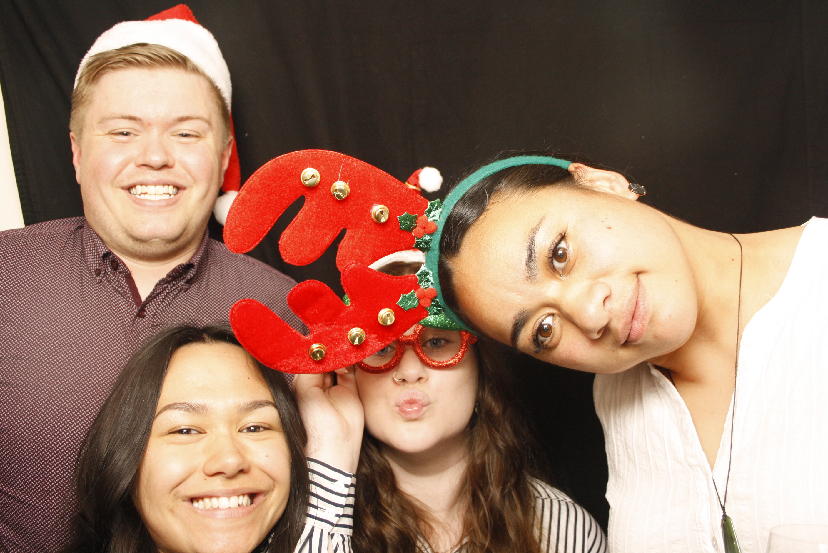 HQ NZDF Christmas Party 2022 | View more photos from the event at wgtngallery.classicphotobooths.co.nz/u/wgtncpbgallery/HQ-NZDF-Christmas-Party-2022