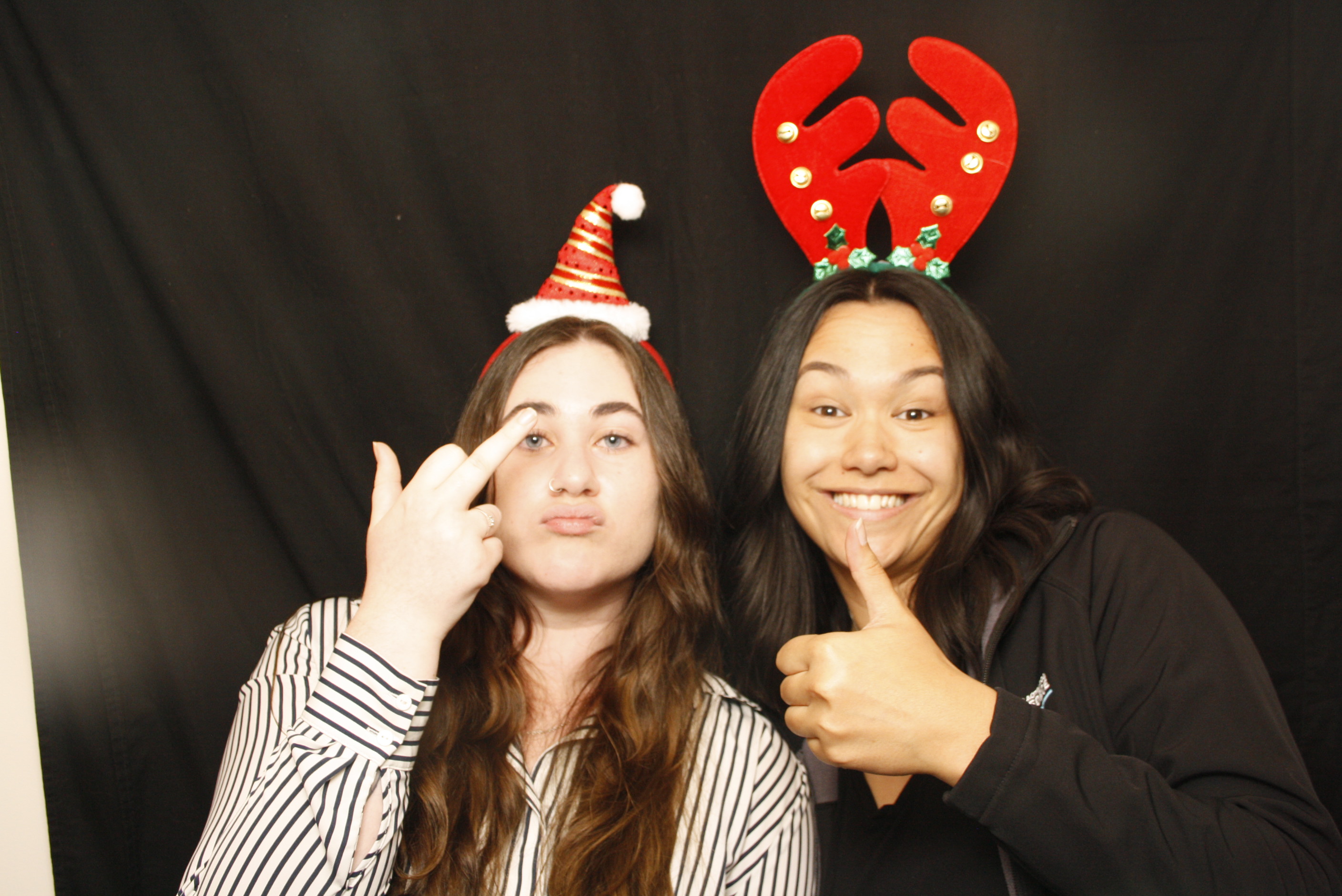 HQ NZDF Christmas Party 2022 | View more photos from the event at wgtngallery.classicphotobooths.co.nz/u/wgtncpbgallery/HQ-NZDF-Christmas-Party-2022