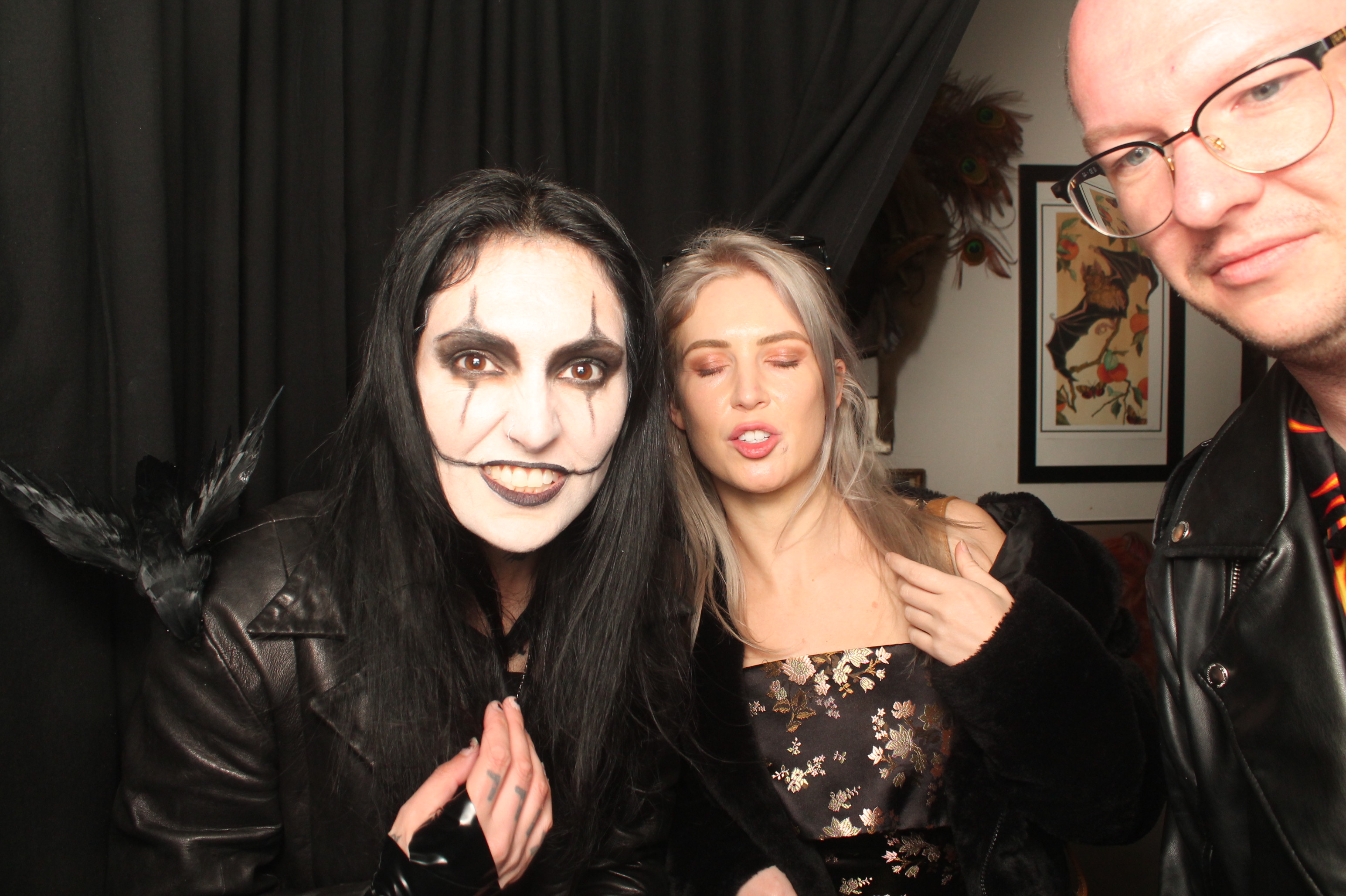 Halloween (Before Midnight) | View more photos from the event at wgtngallery.classicphotobooths.co.nz/u/wgtncpbgallery/Halloween-Before-Midnight