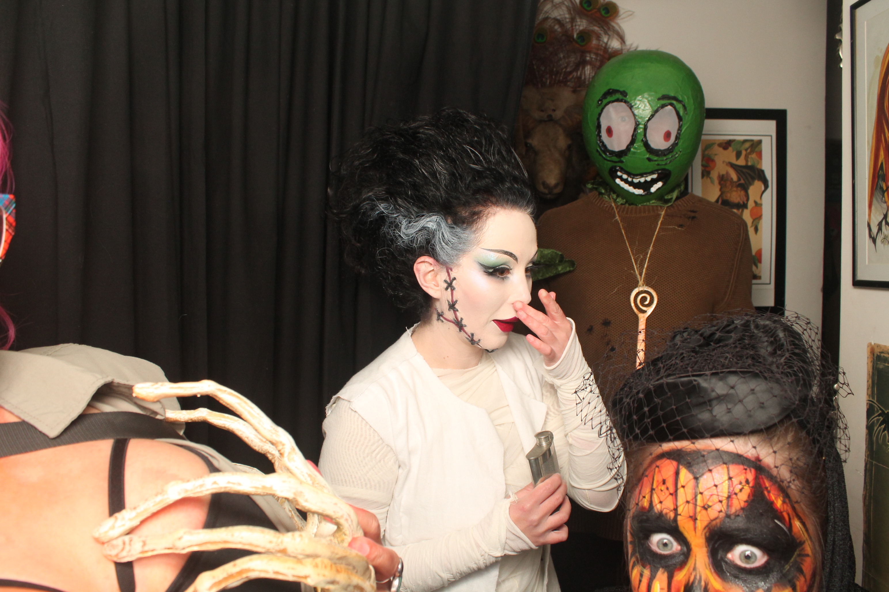 Halloween (Before Midnight) | View more photos from the event at wgtngallery.classicphotobooths.co.nz/u/wgtncpbgallery/Halloween-Before-Midnight