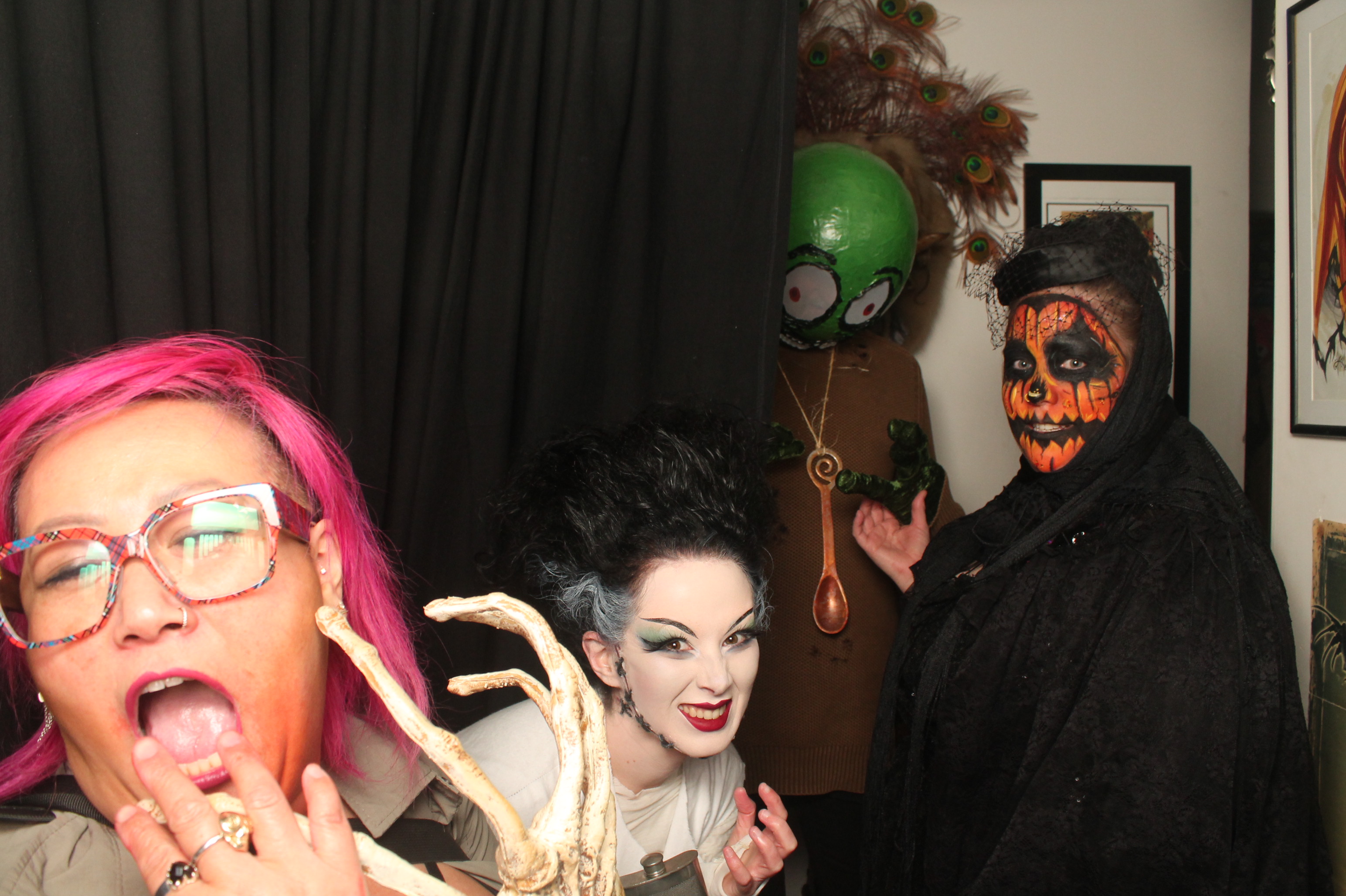 Halloween (Before Midnight) | View more photos from the event at wgtngallery.classicphotobooths.co.nz/u/wgtncpbgallery/Halloween-Before-Midnight