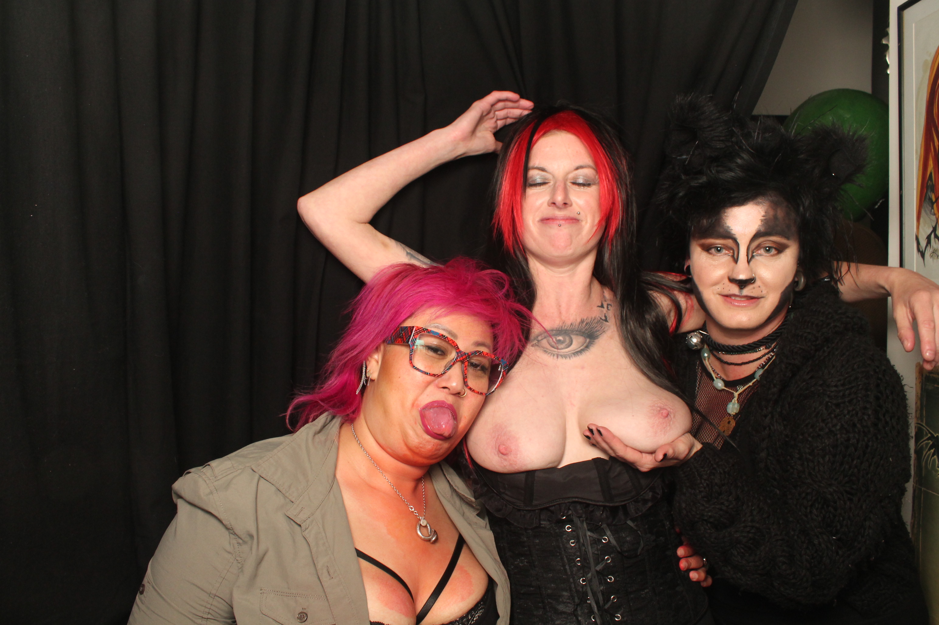 Halloween (Before Midnight) | View more photos from the event at wgtngallery.classicphotobooths.co.nz/u/wgtncpbgallery/Halloween-Before-Midnight