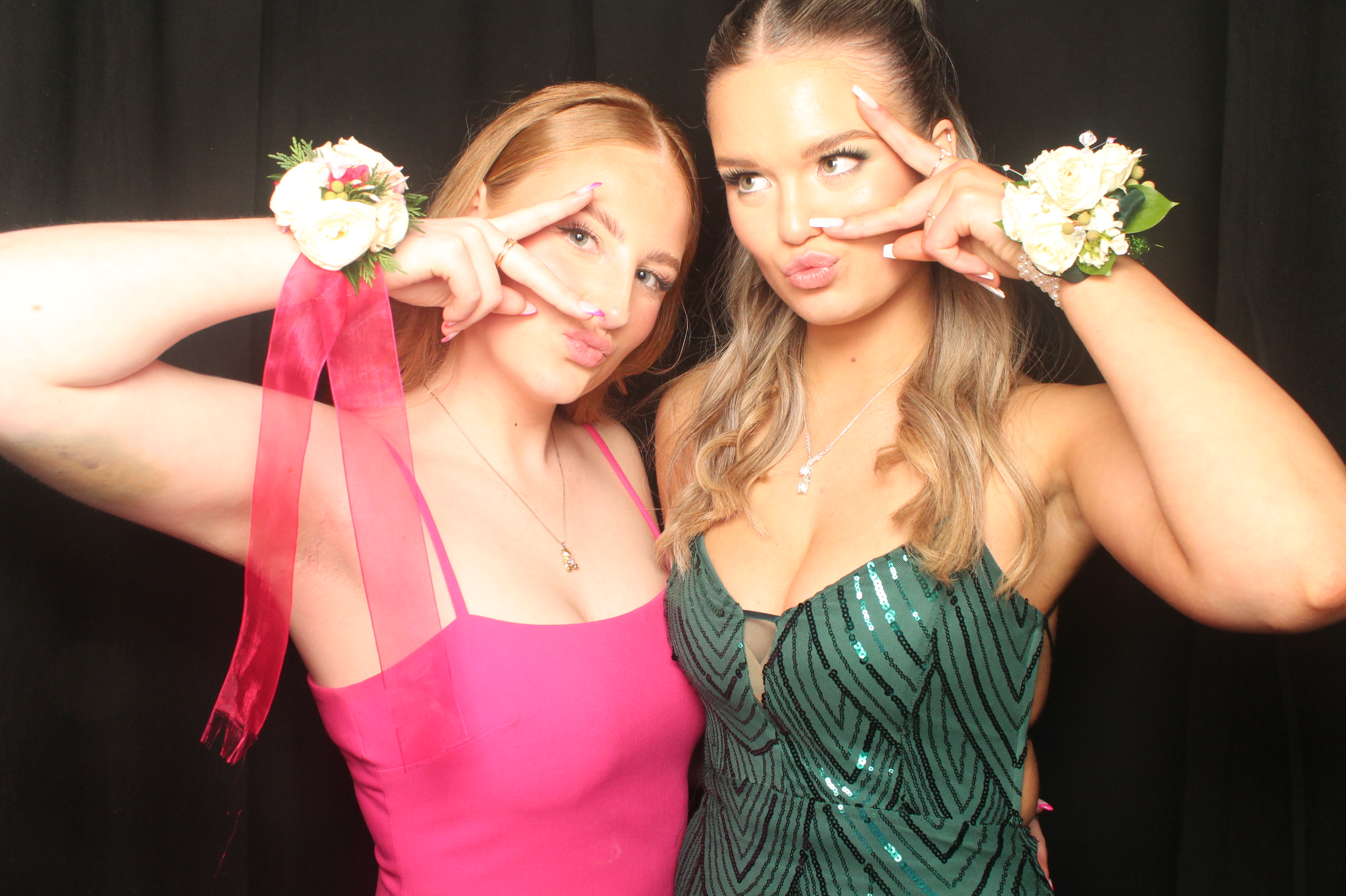 Hutt Valley High School Ball - Booth One | View more photos from the event at wgtngallery.classicphotobooths.co.nz/u/wgtncpbgallery/Hutt-Valley-High-School-Ball-Booth-One