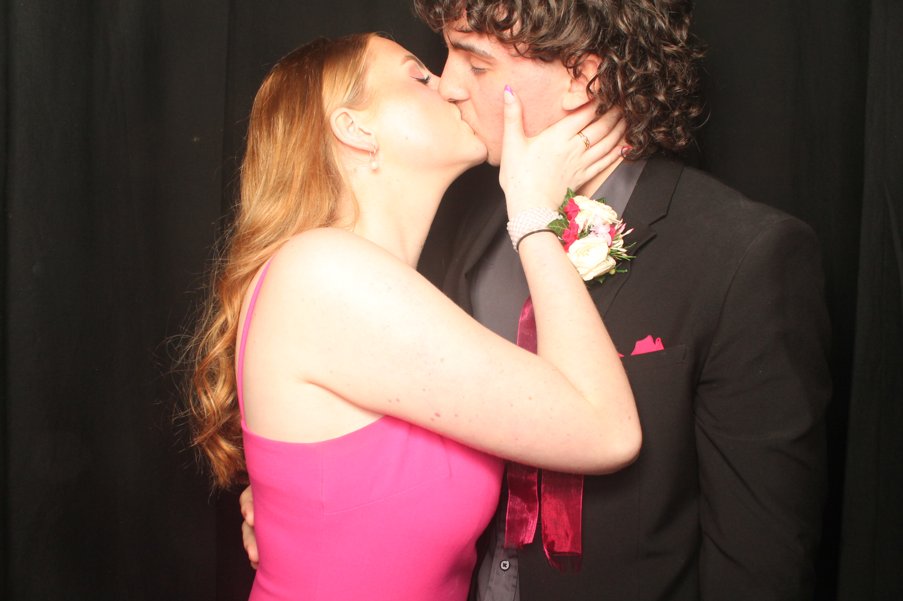 Hutt Valley High School Ball - Booth One | View more photos from the event at wgtngallery.classicphotobooths.co.nz/u/wgtncpbgallery/Hutt-Valley-High-School-Ball-Booth-One