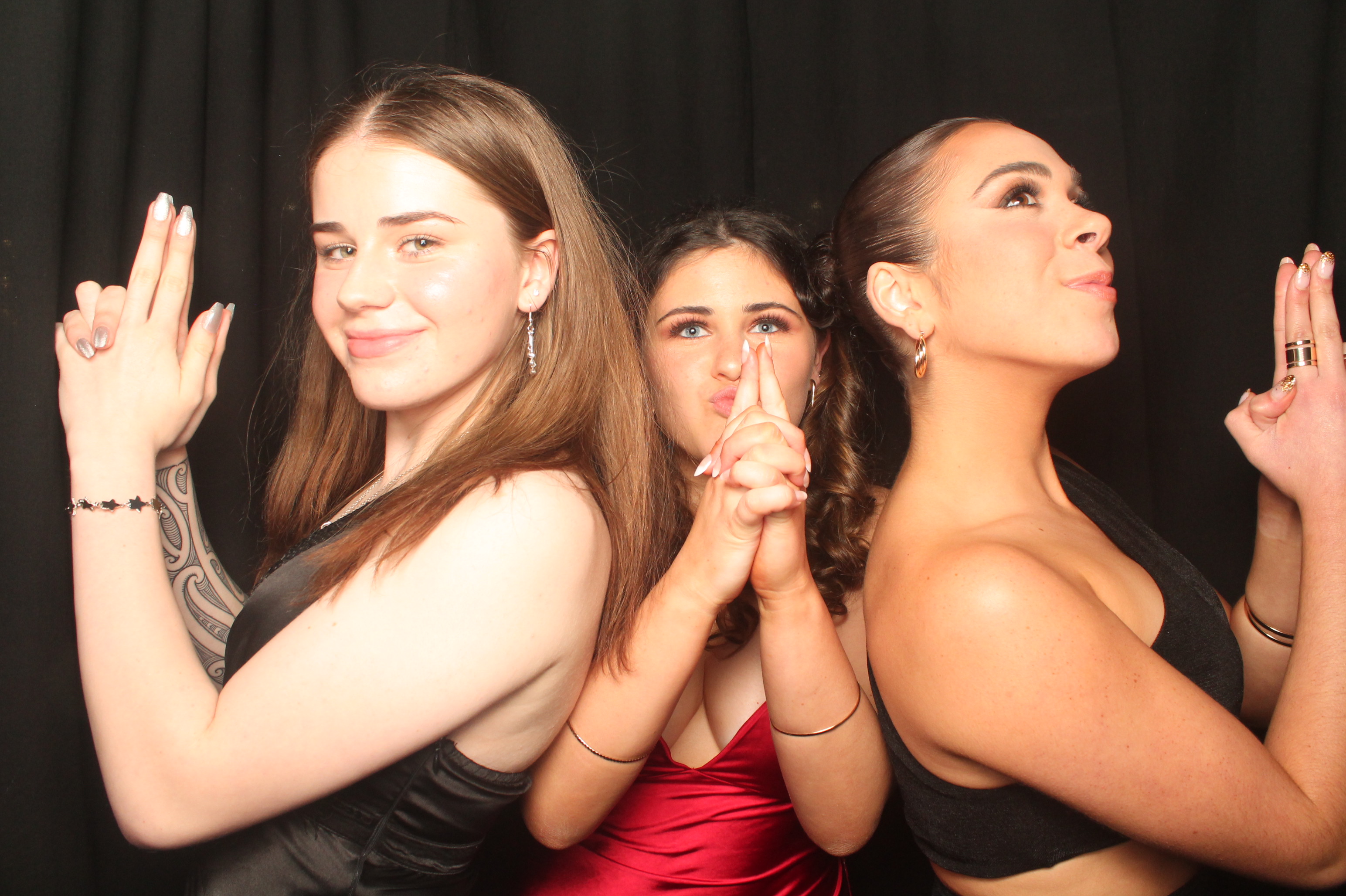 Hutt Valley High School Ball - Booth One | View more photos from the event at wgtngallery.classicphotobooths.co.nz/u/wgtncpbgallery/Hutt-Valley-High-School-Ball-Booth-One