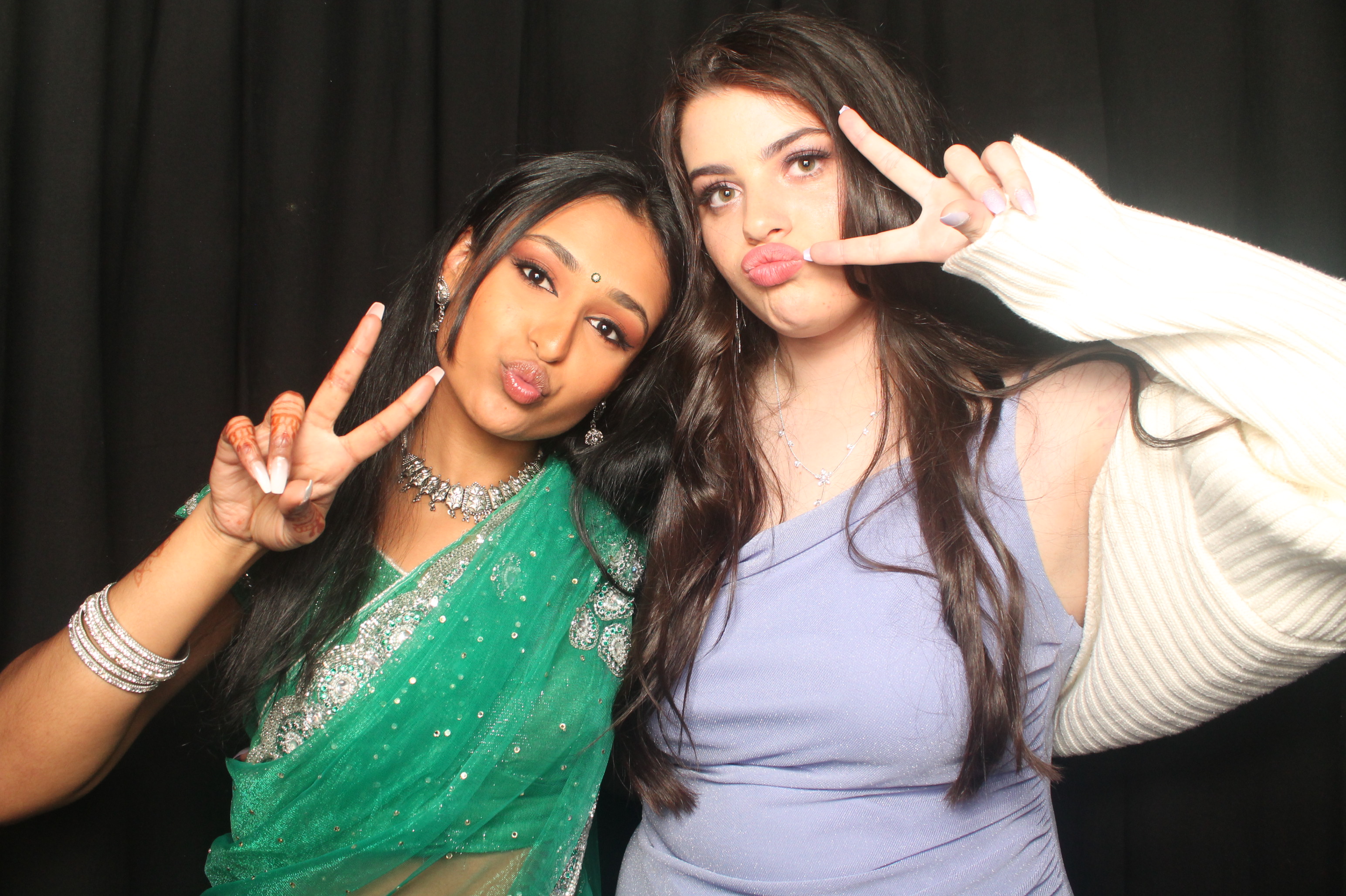 Hutt Valley High School Ball - Booth One | View more photos from the event at wgtngallery.classicphotobooths.co.nz/u/wgtncpbgallery/Hutt-Valley-High-School-Ball-Booth-One