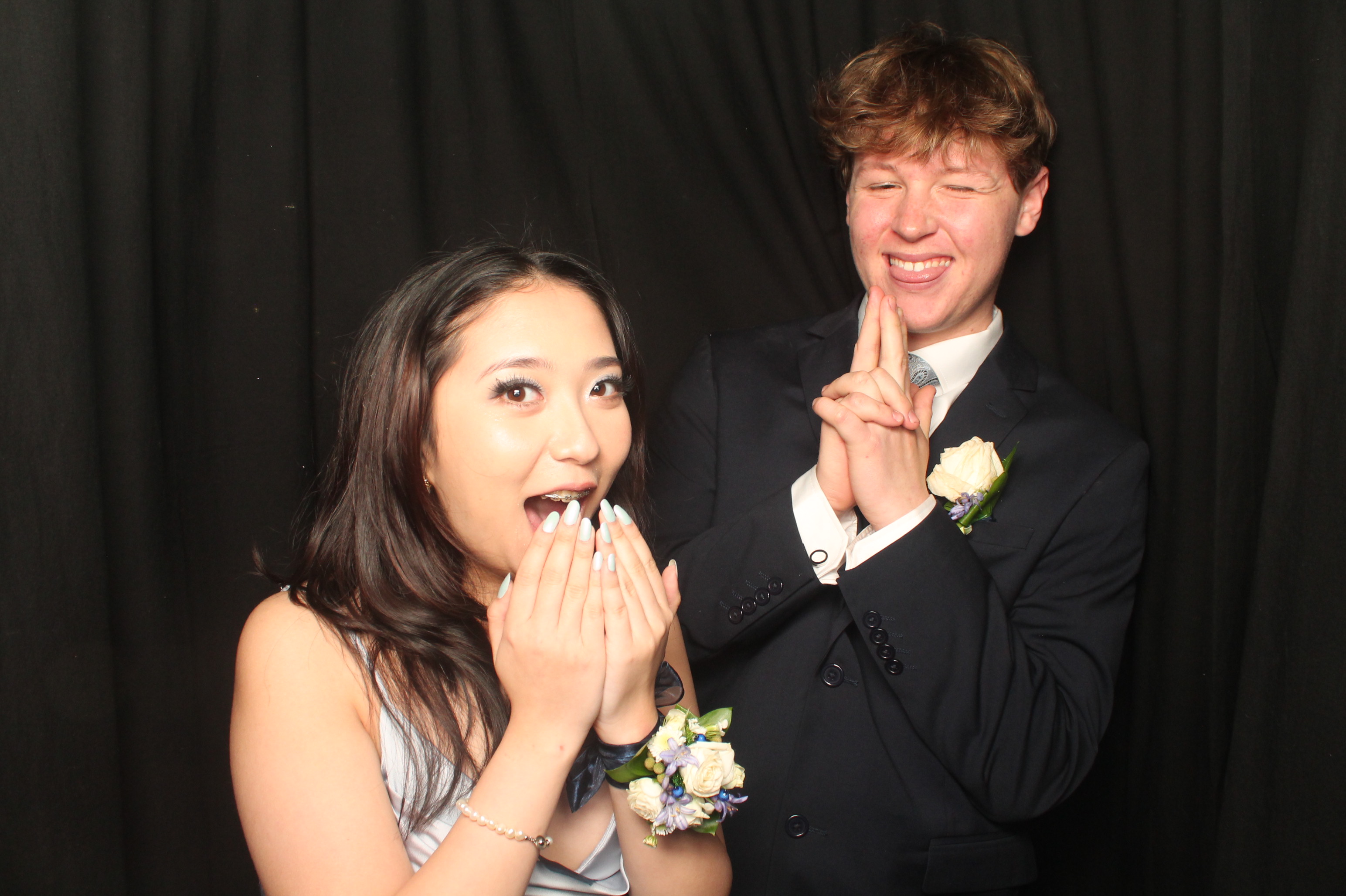 Hutt Valley High School Ball - Booth One | View more photos from the event at wgtngallery.classicphotobooths.co.nz/u/wgtncpbgallery/Hutt-Valley-High-School-Ball-Booth-One