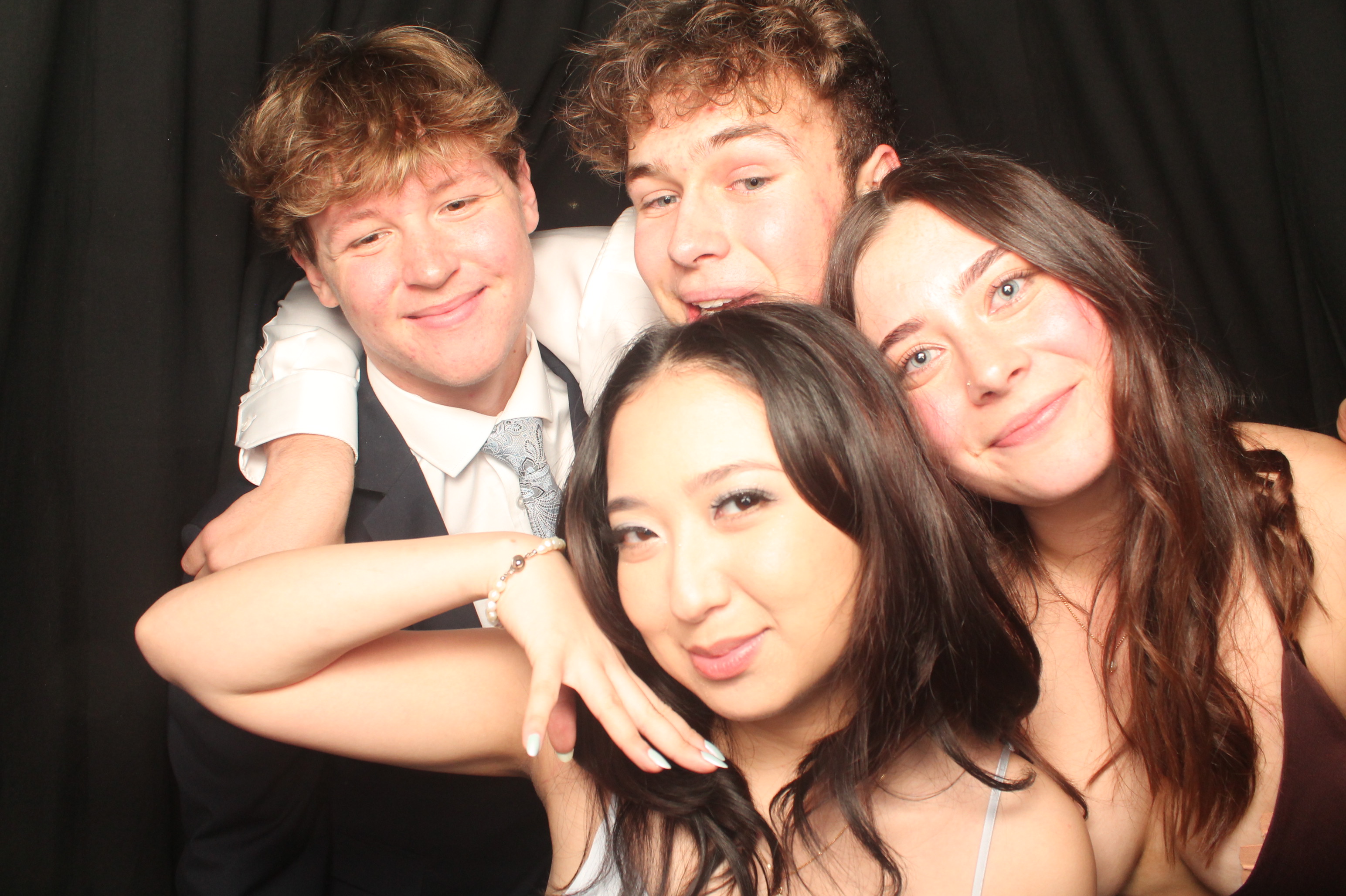 Hutt Valley High School Ball - Booth One | View more photos from the event at wgtngallery.classicphotobooths.co.nz/u/wgtncpbgallery/Hutt-Valley-High-School-Ball-Booth-One