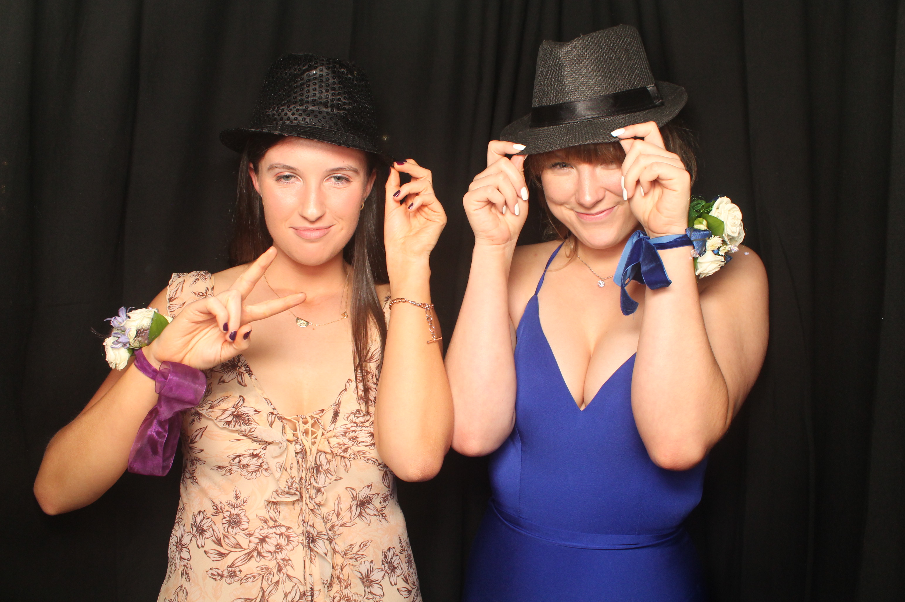 Hutt Valley High School Ball - Booth One | View more photos from the event at wgtngallery.classicphotobooths.co.nz/u/wgtncpbgallery/Hutt-Valley-High-School-Ball-Booth-One