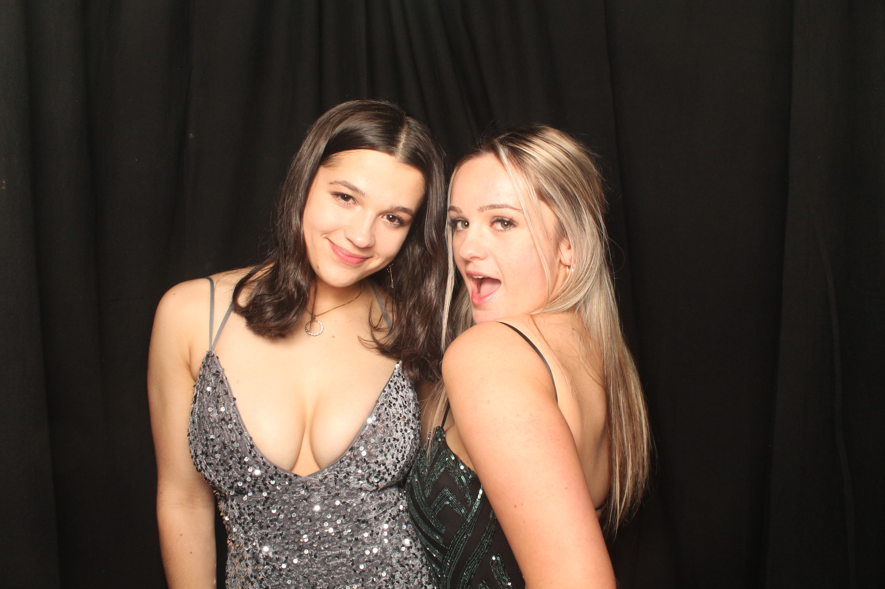 Hutt Valley High School Ball - Booth One | View more photos from the event at wgtngallery.classicphotobooths.co.nz/u/wgtncpbgallery/Hutt-Valley-High-School-Ball-Booth-One