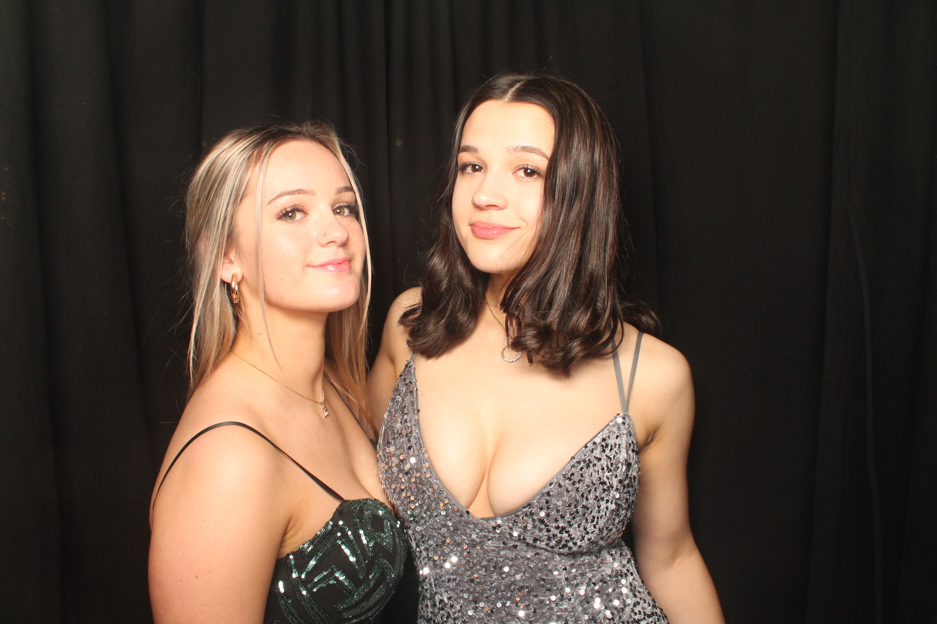 Hutt Valley High School Ball - Booth One | View more photos from the event at wgtngallery.classicphotobooths.co.nz/u/wgtncpbgallery/Hutt-Valley-High-School-Ball-Booth-One