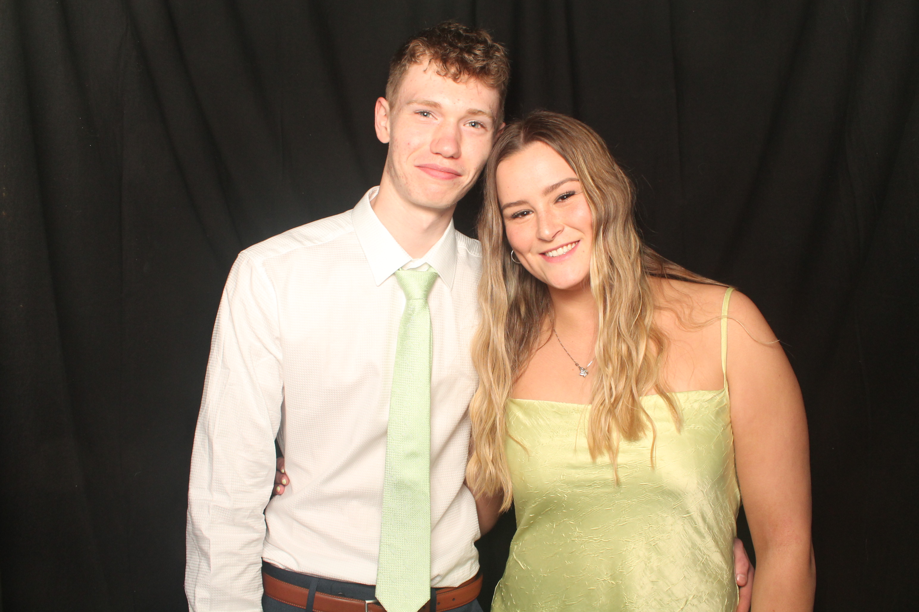 Hutt Valley High School Ball - Booth One | View more photos from the event at wgtngallery.classicphotobooths.co.nz/u/wgtncpbgallery/Hutt-Valley-High-School-Ball-Booth-One