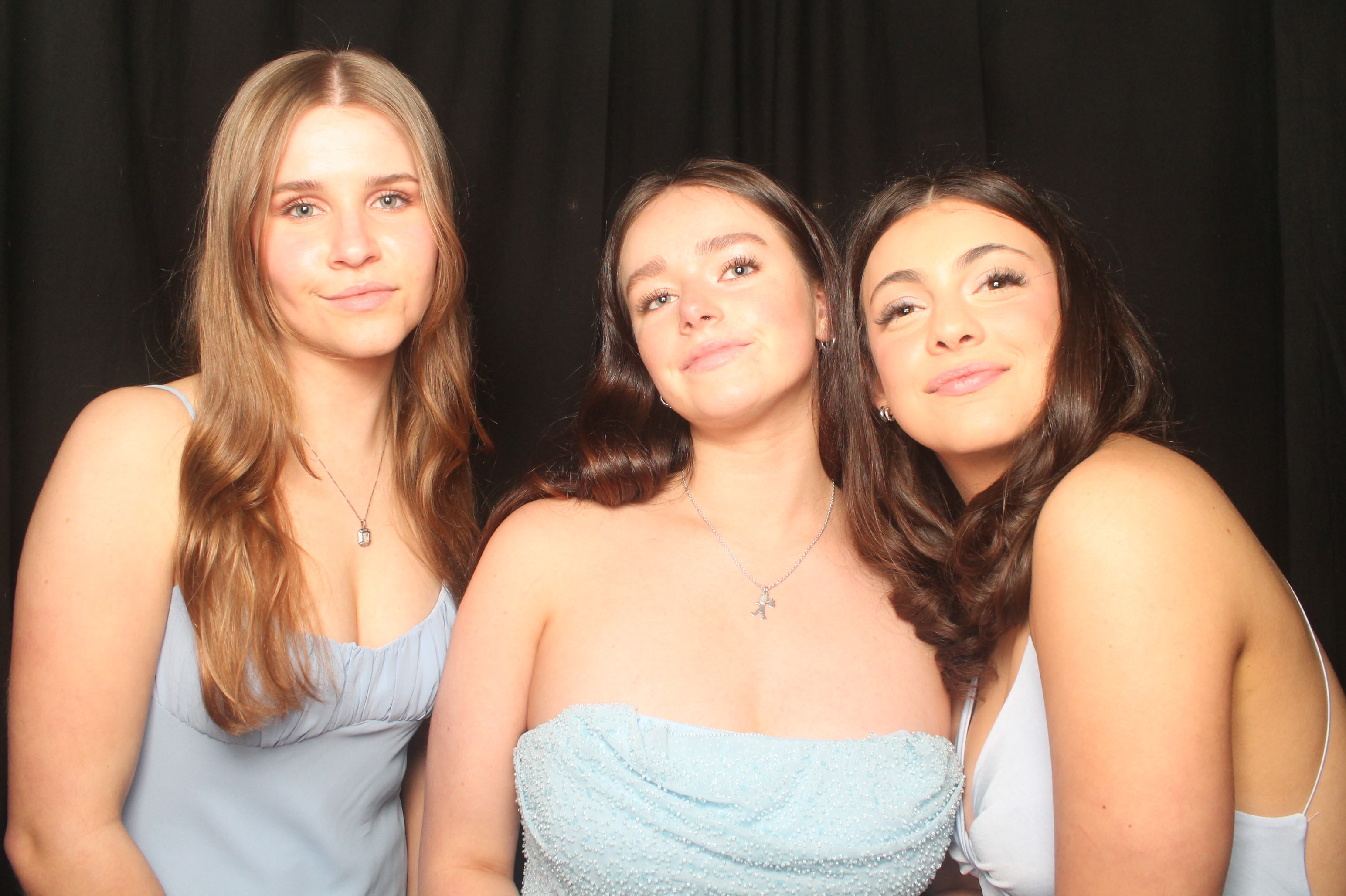 Hutt Valley High School Ball - Booth One | View more photos from the event at wgtngallery.classicphotobooths.co.nz/u/wgtncpbgallery/Hutt-Valley-High-School-Ball-Booth-One