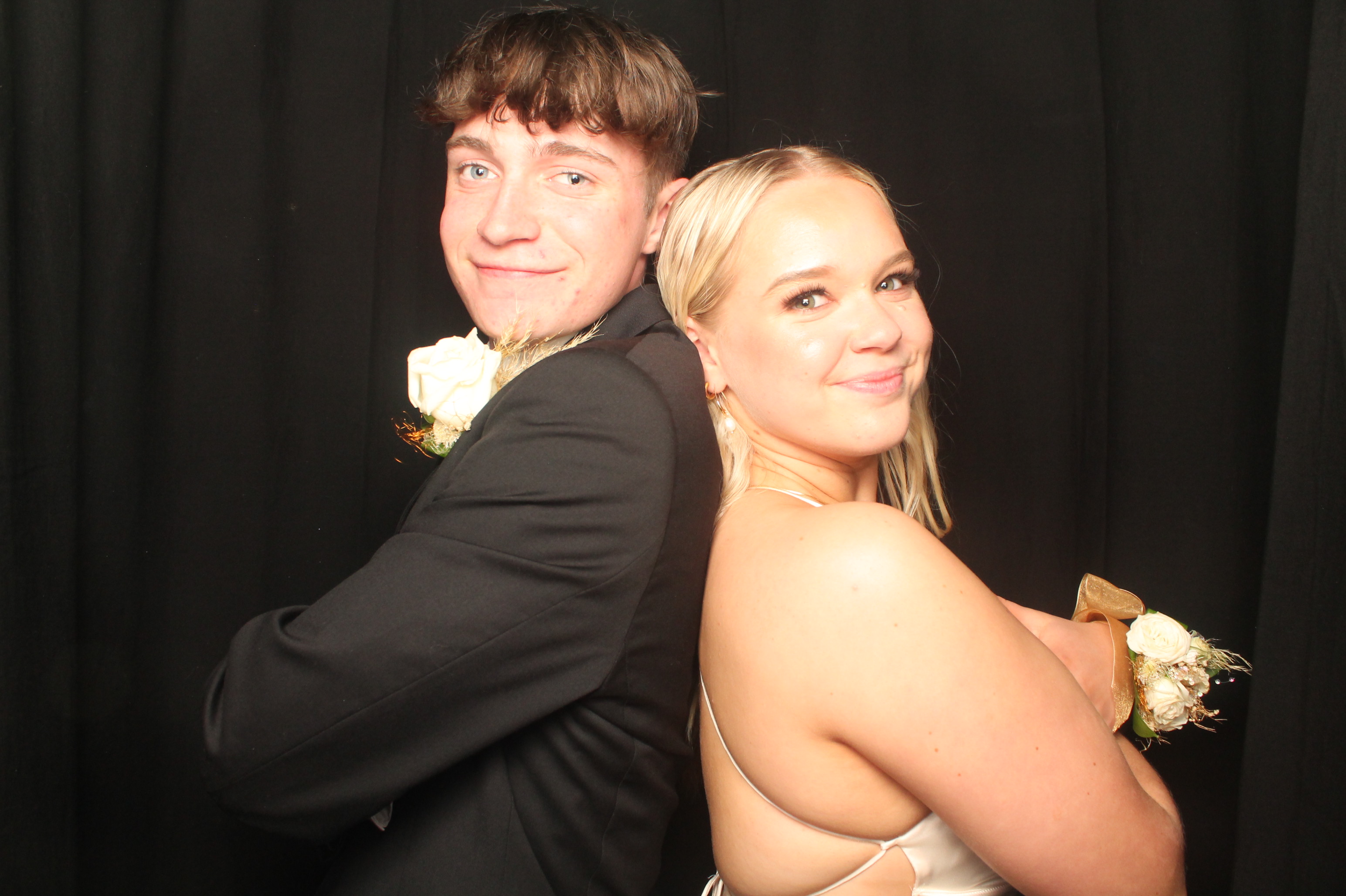 Hutt Valley High School Ball - Booth One | View more photos from the event at wgtngallery.classicphotobooths.co.nz/u/wgtncpbgallery/Hutt-Valley-High-School-Ball-Booth-One