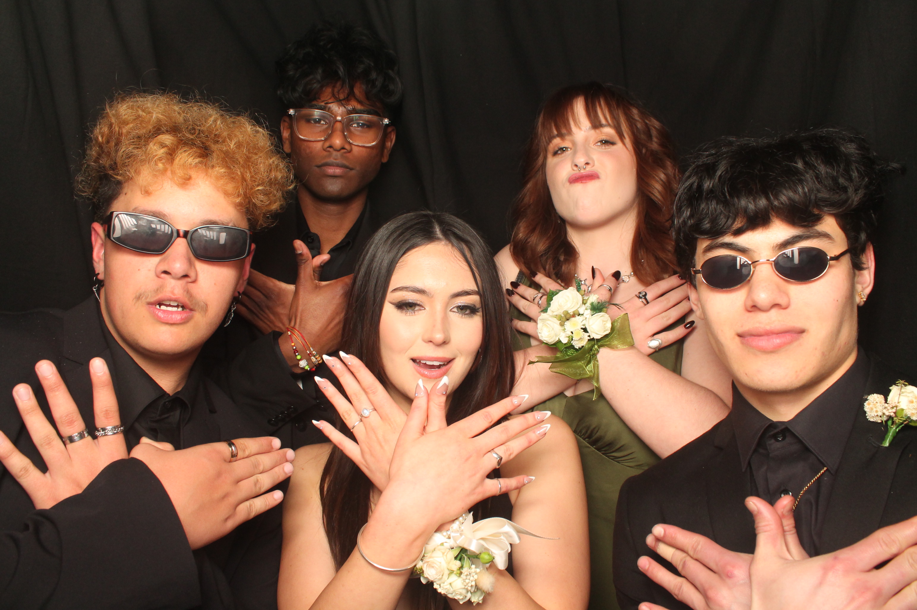 Hutt Valley High School Ball - Booth One | View more photos from the event at wgtngallery.classicphotobooths.co.nz/u/wgtncpbgallery/Hutt-Valley-High-School-Ball-Booth-One