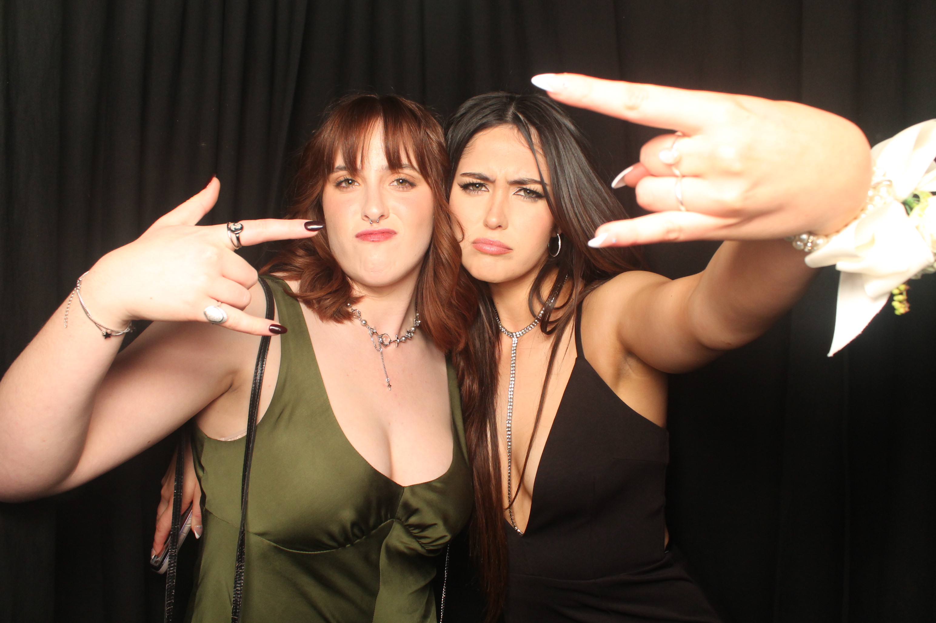 Hutt Valley High School Ball - Booth One | View more photos from the event at wgtngallery.classicphotobooths.co.nz/u/wgtncpbgallery/Hutt-Valley-High-School-Ball-Booth-One