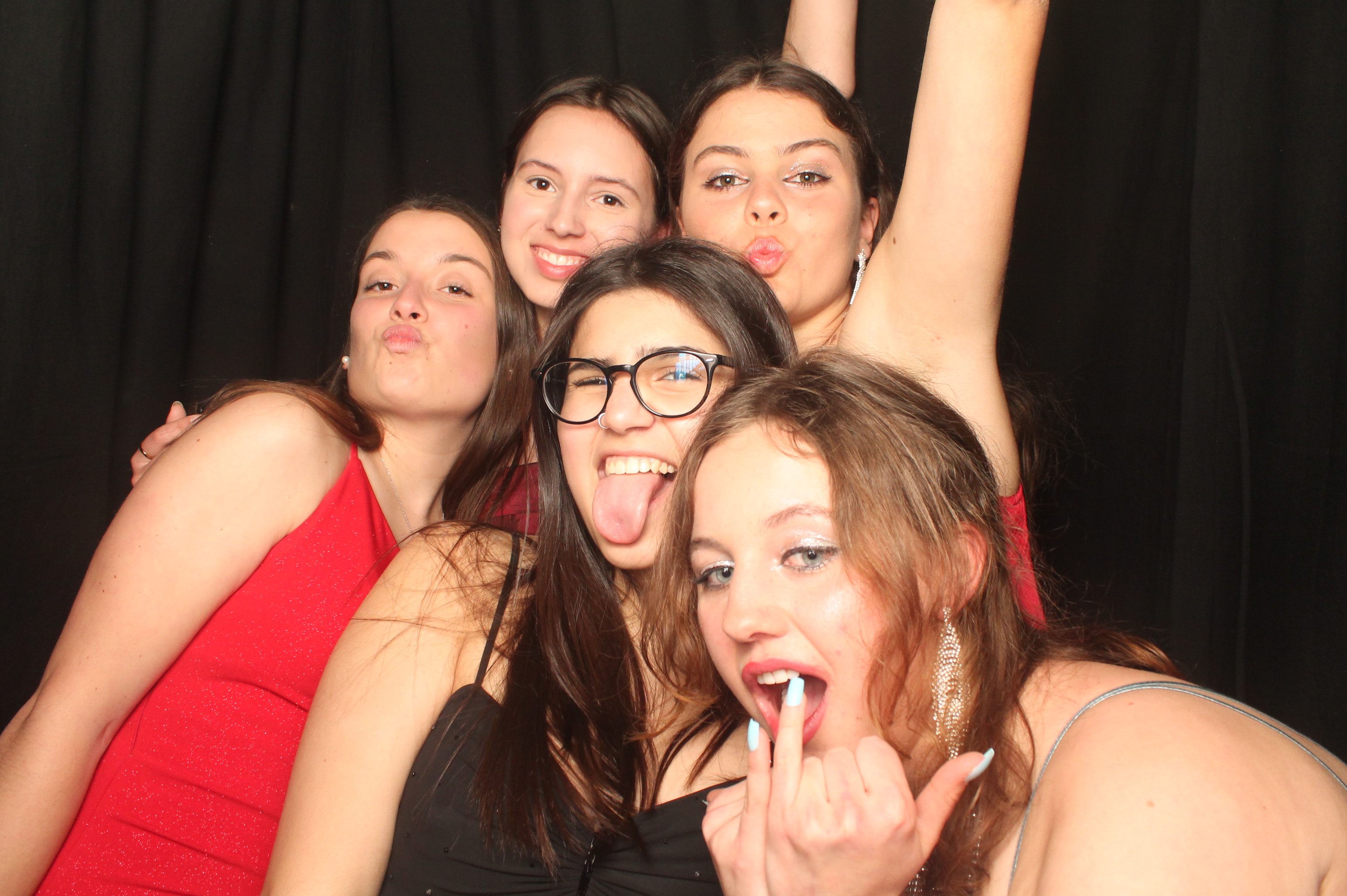 Hutt Valley High School Ball - Booth One | View more photos from the event at wgtngallery.classicphotobooths.co.nz/u/wgtncpbgallery/Hutt-Valley-High-School-Ball-Booth-One