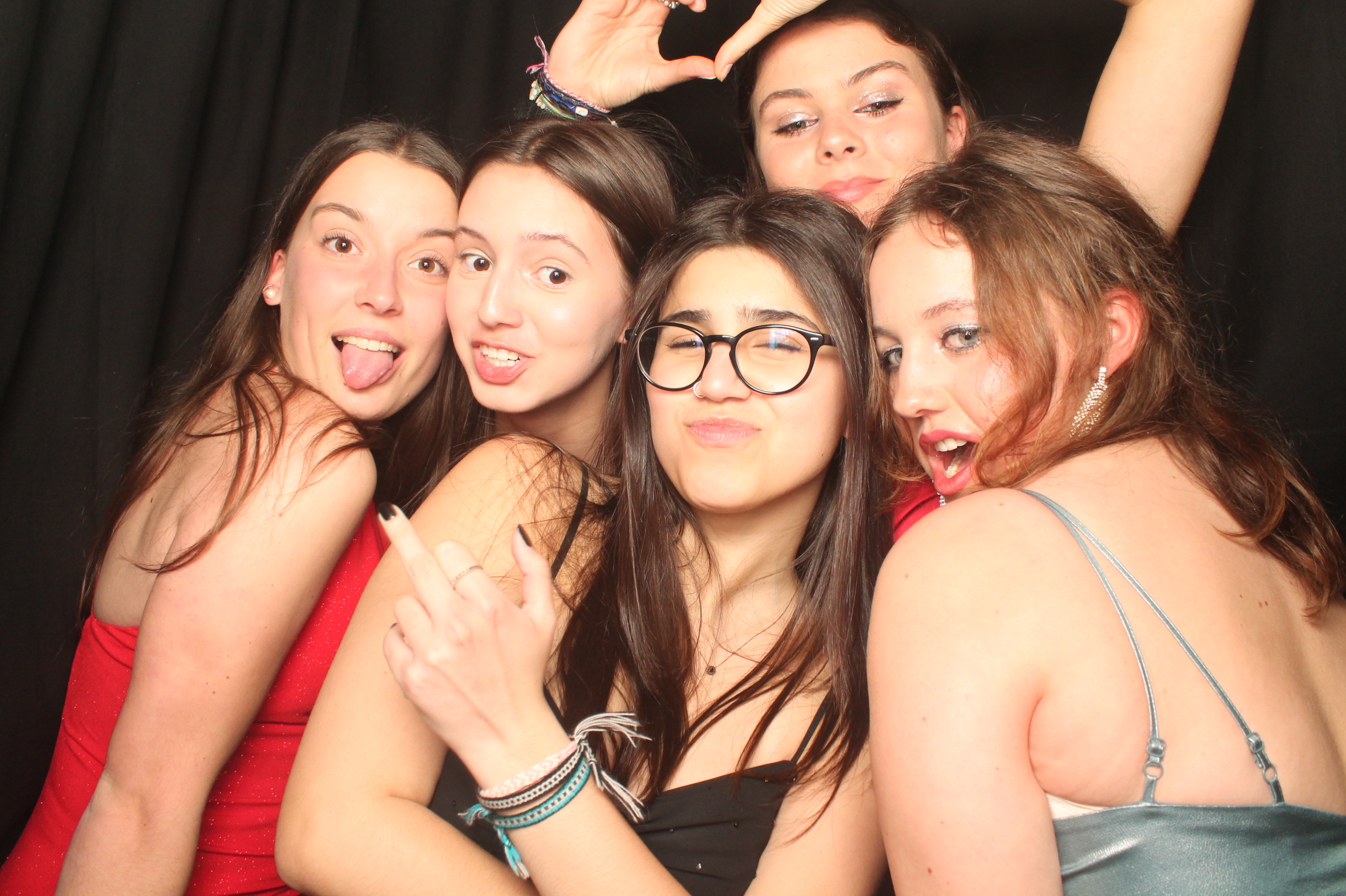 Hutt Valley High School Ball - Booth One | View more photos from the event at wgtngallery.classicphotobooths.co.nz/u/wgtncpbgallery/Hutt-Valley-High-School-Ball-Booth-One