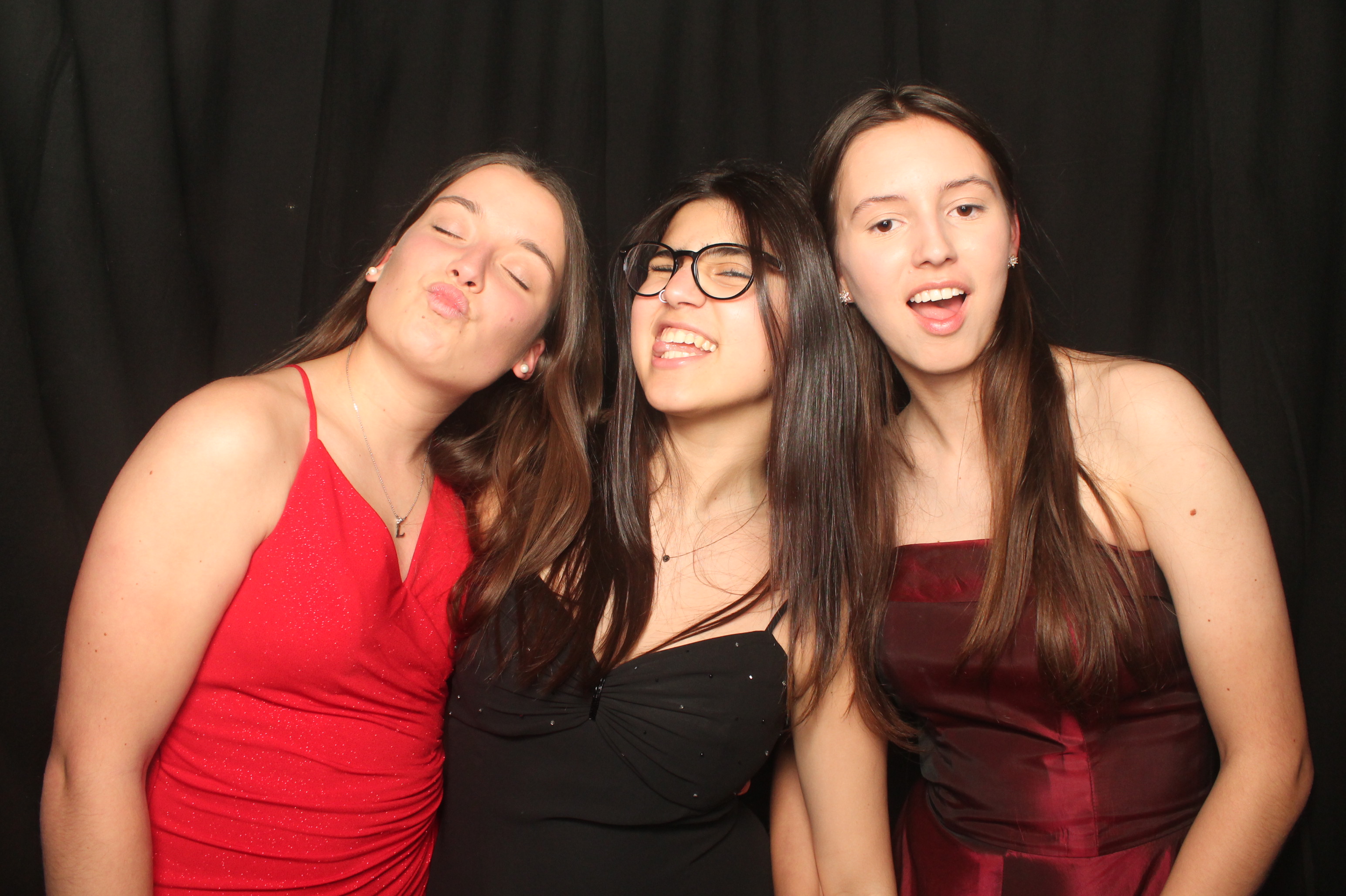 Hutt Valley High School Ball - Booth One | View more photos from the event at wgtngallery.classicphotobooths.co.nz/u/wgtncpbgallery/Hutt-Valley-High-School-Ball-Booth-One