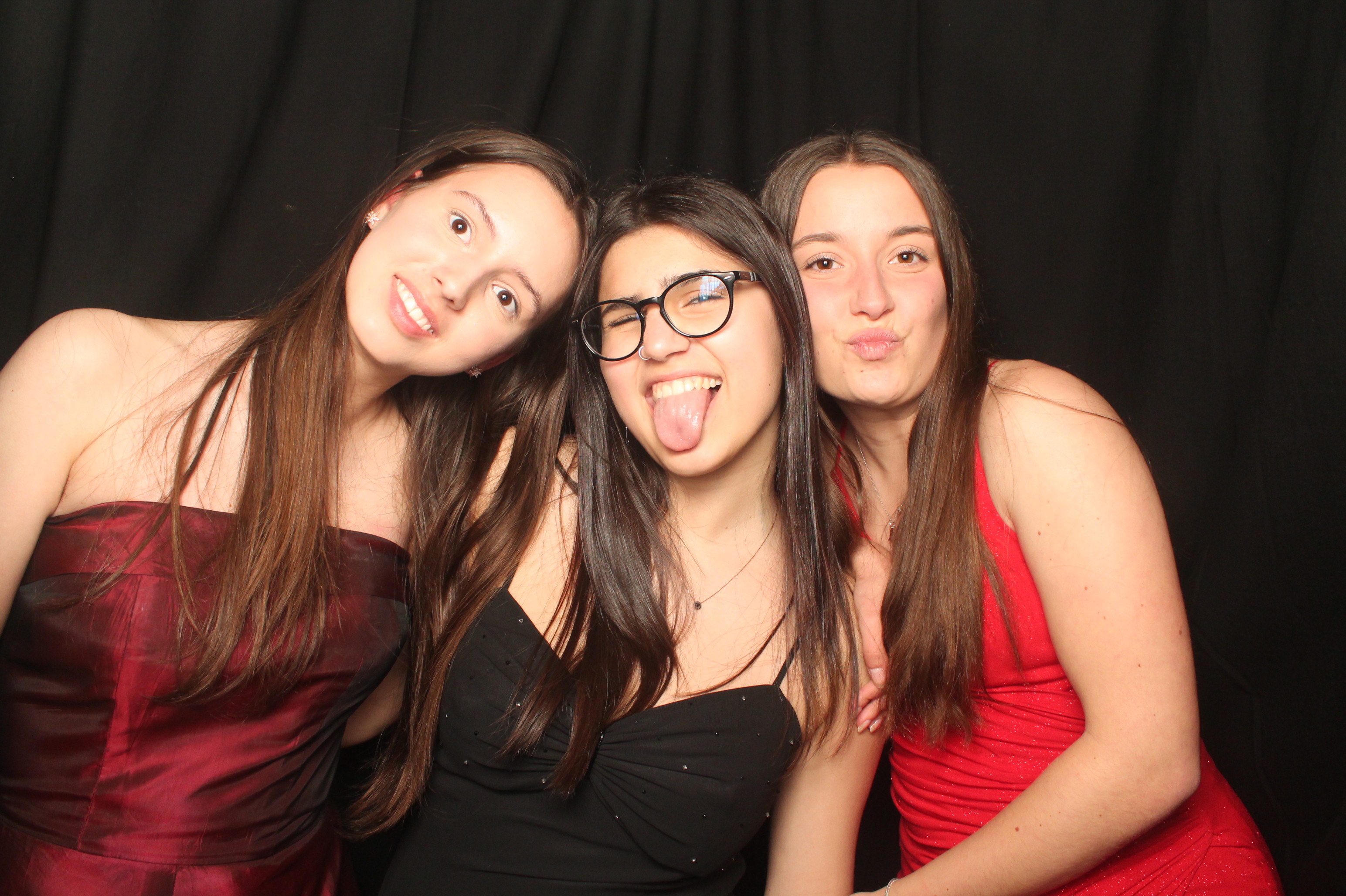 Hutt Valley High School Ball - Booth One | View more photos from the event at wgtngallery.classicphotobooths.co.nz/u/wgtncpbgallery/Hutt-Valley-High-School-Ball-Booth-One