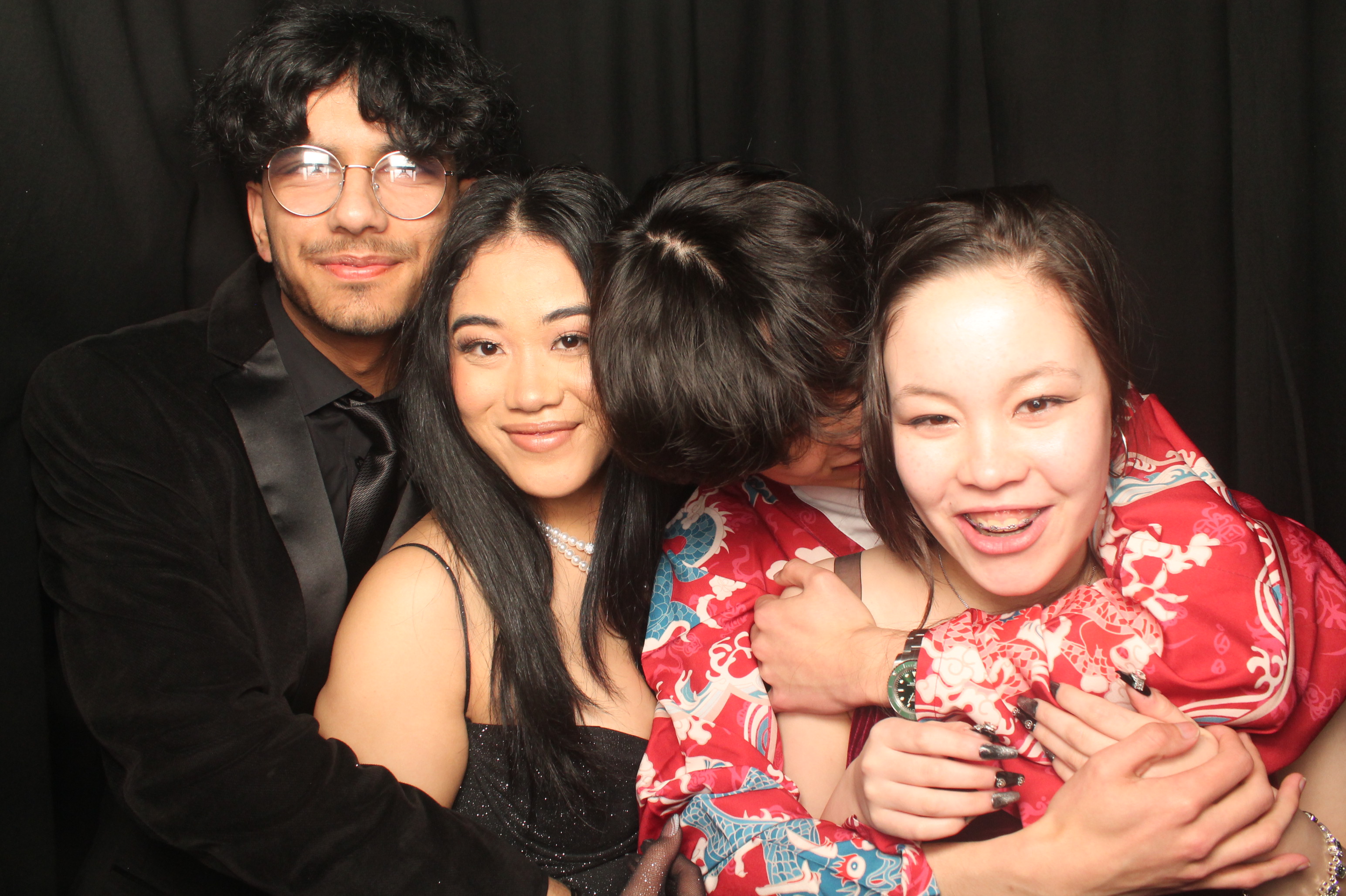 Hutt Valley High School Ball - Booth One | View more photos from the event at wgtngallery.classicphotobooths.co.nz/u/wgtncpbgallery/Hutt-Valley-High-School-Ball-Booth-One