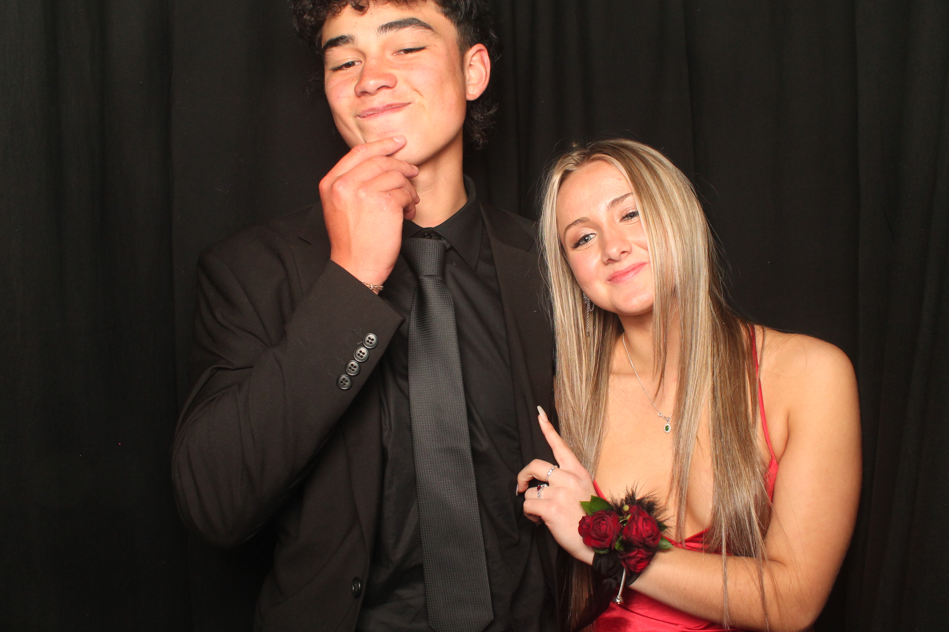 Hutt Valley High School Ball - Booth One | View more photos from the event at wgtngallery.classicphotobooths.co.nz/u/wgtncpbgallery/Hutt-Valley-High-School-Ball-Booth-One