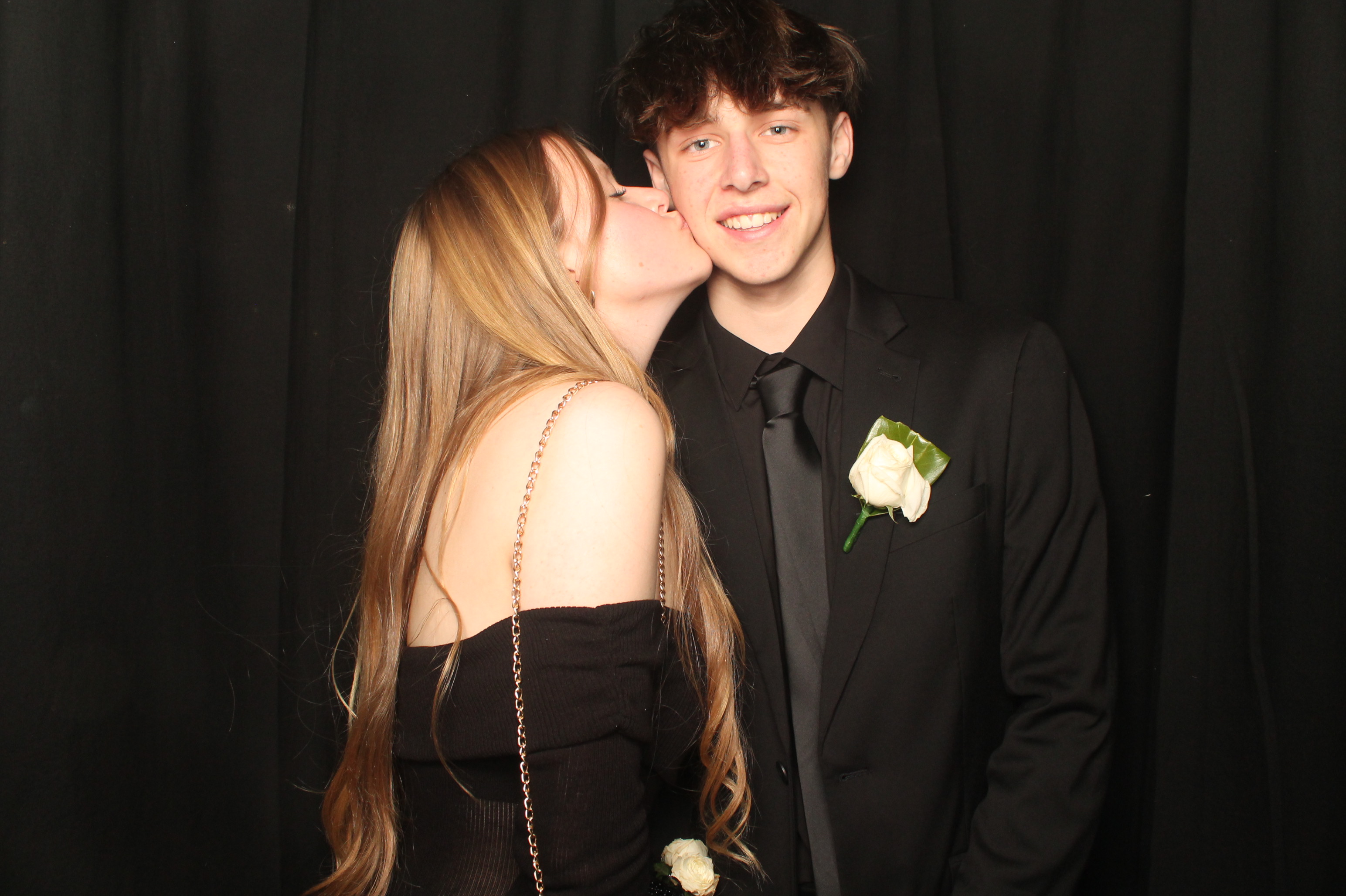 Hutt Valley High School Ball - Booth One | View more photos from the event at wgtngallery.classicphotobooths.co.nz/u/wgtncpbgallery/Hutt-Valley-High-School-Ball-Booth-One