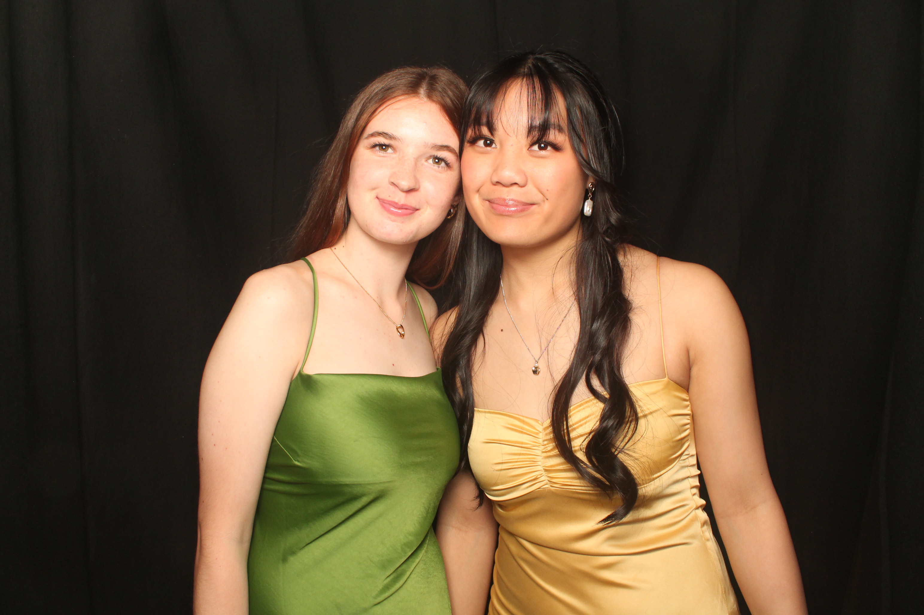 Hutt Valley High School Ball - Booth One | View more photos from the event at wgtngallery.classicphotobooths.co.nz/u/wgtncpbgallery/Hutt-Valley-High-School-Ball-Booth-One