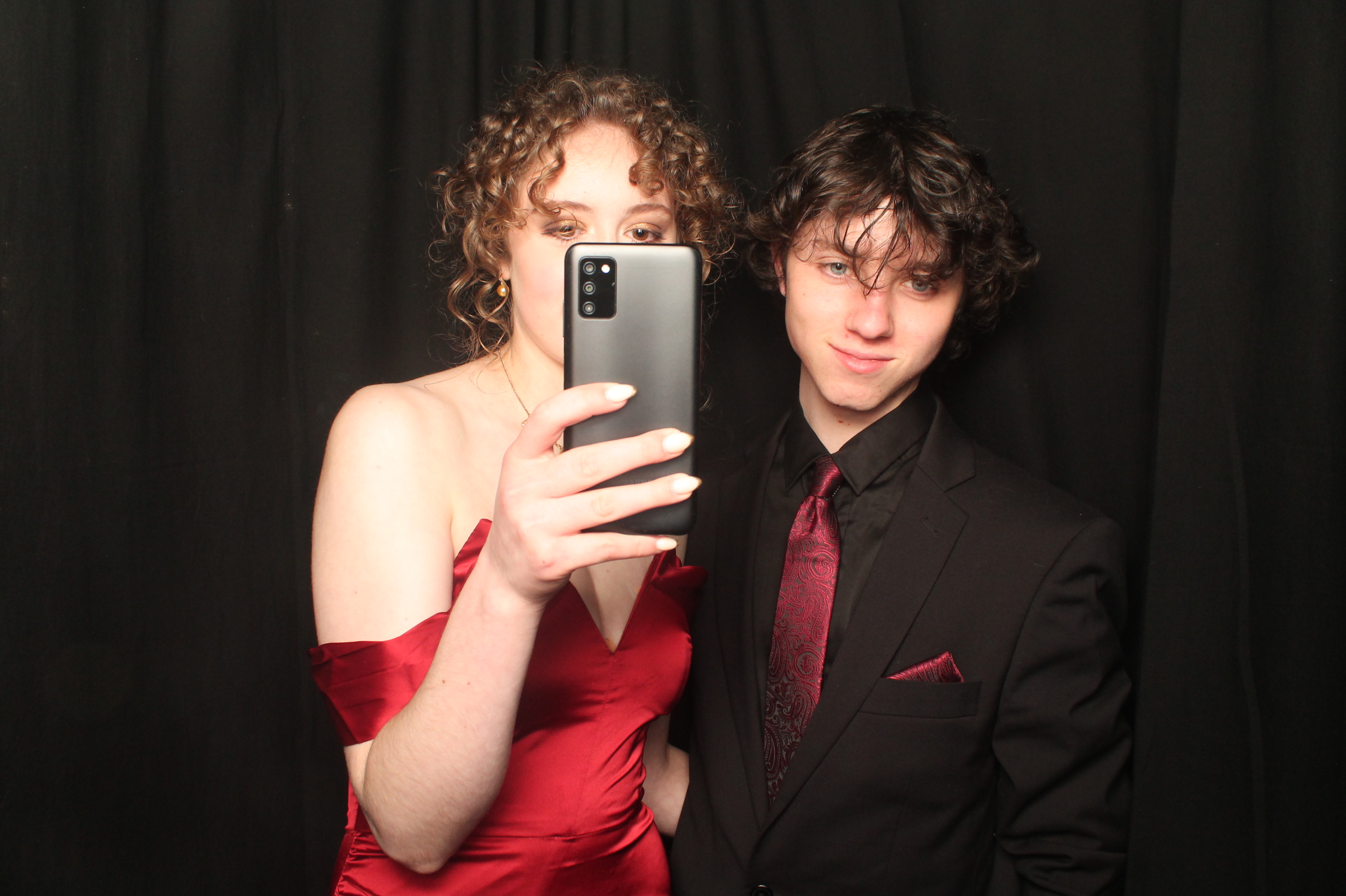 Hutt Valley High School Ball - Booth One | View more photos from the event at wgtngallery.classicphotobooths.co.nz/u/wgtncpbgallery/Hutt-Valley-High-School-Ball-Booth-One