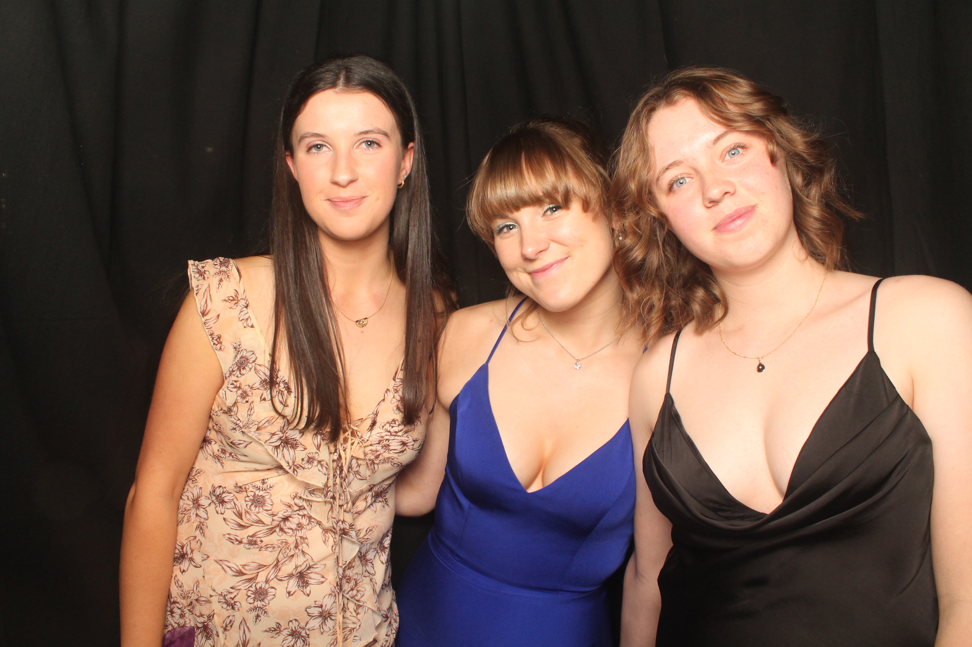 Hutt Valley High School Ball - Booth One | View more photos from the event at wgtngallery.classicphotobooths.co.nz/u/wgtncpbgallery/Hutt-Valley-High-School-Ball-Booth-One