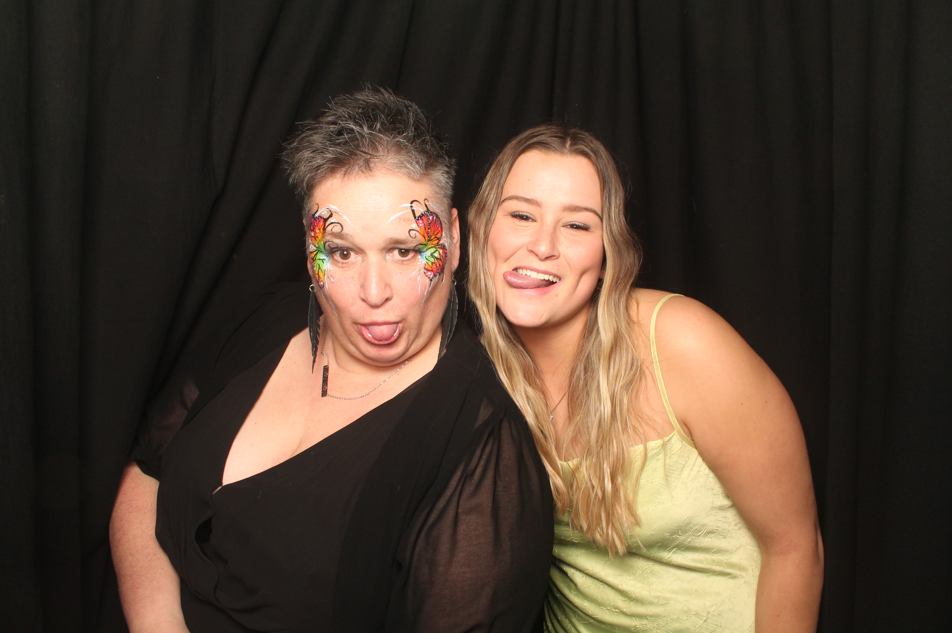 Hutt Valley High School Ball - Booth One | View more photos from the event at wgtngallery.classicphotobooths.co.nz/u/wgtncpbgallery/Hutt-Valley-High-School-Ball-Booth-One