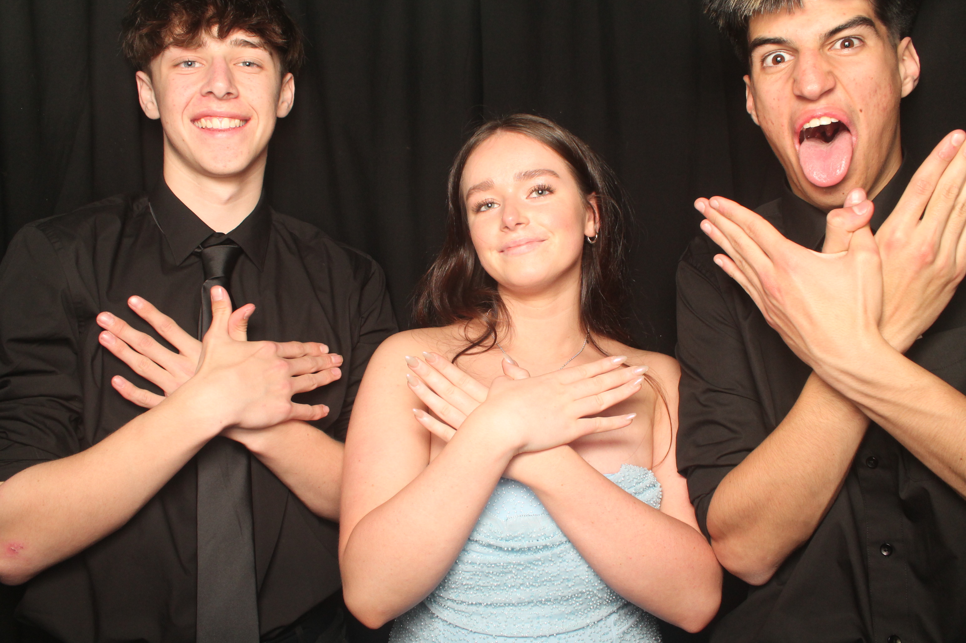 Hutt Valley High School Ball - Booth One | View more photos from the event at wgtngallery.classicphotobooths.co.nz/u/wgtncpbgallery/Hutt-Valley-High-School-Ball-Booth-One