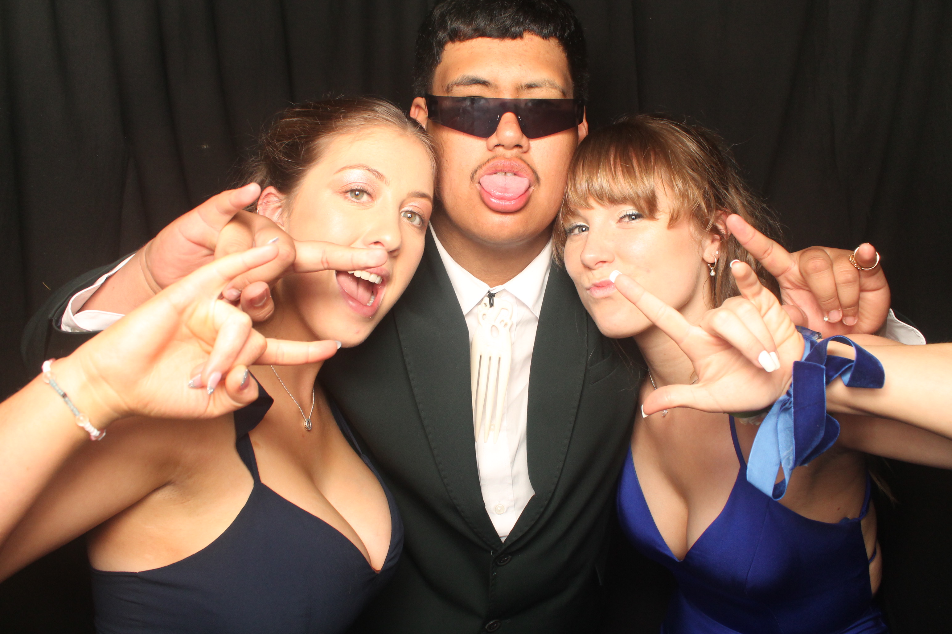 Hutt Valley High School Ball - Booth One | View more photos from the event at wgtngallery.classicphotobooths.co.nz/u/wgtncpbgallery/Hutt-Valley-High-School-Ball-Booth-One