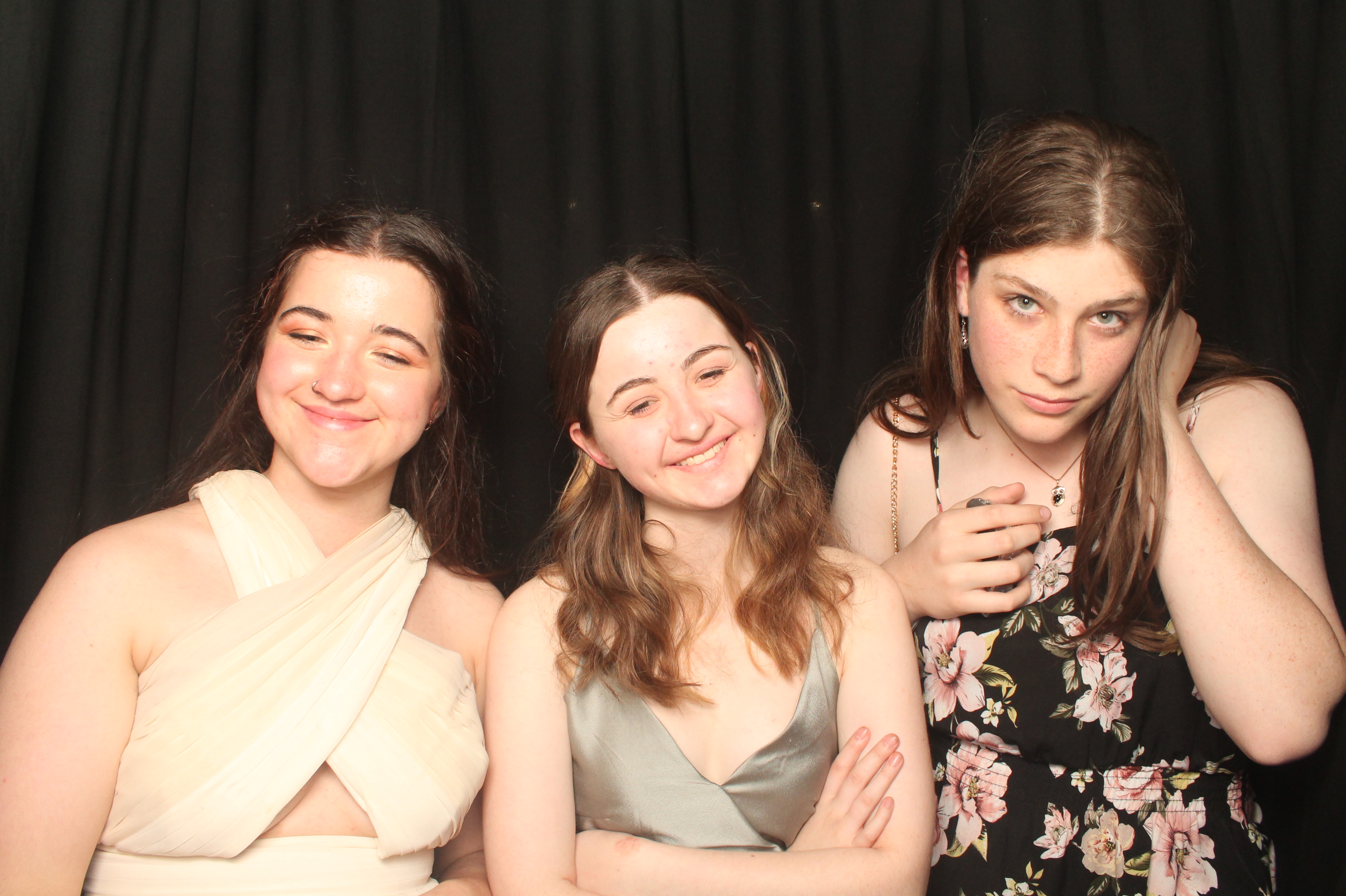 Hutt Valley High School Ball - Booth One | View more photos from the event at wgtngallery.classicphotobooths.co.nz/u/wgtncpbgallery/Hutt-Valley-High-School-Ball-Booth-One