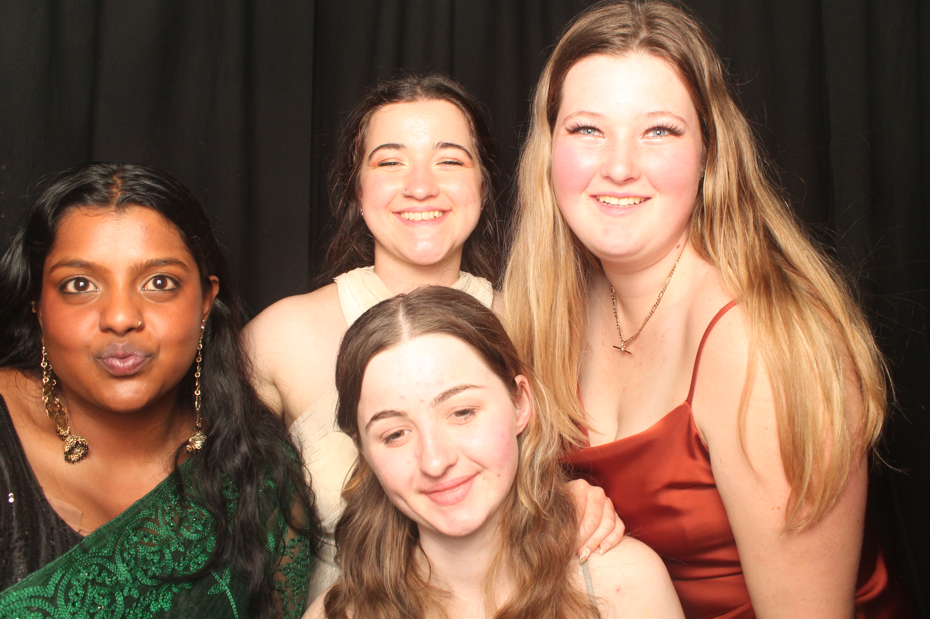 Hutt Valley High School Ball - Booth One | View more photos from the event at wgtngallery.classicphotobooths.co.nz/u/wgtncpbgallery/Hutt-Valley-High-School-Ball-Booth-One